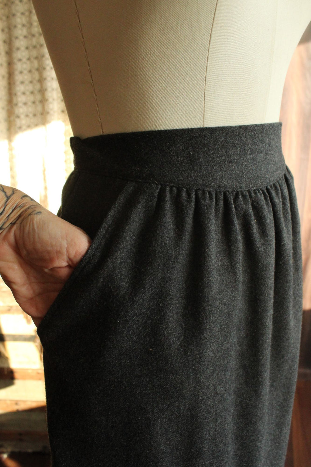 Vintage 1980s Womens Suit, Russ Gray Wool Skirt And Jacket, Shoulder Pads Braided Trim