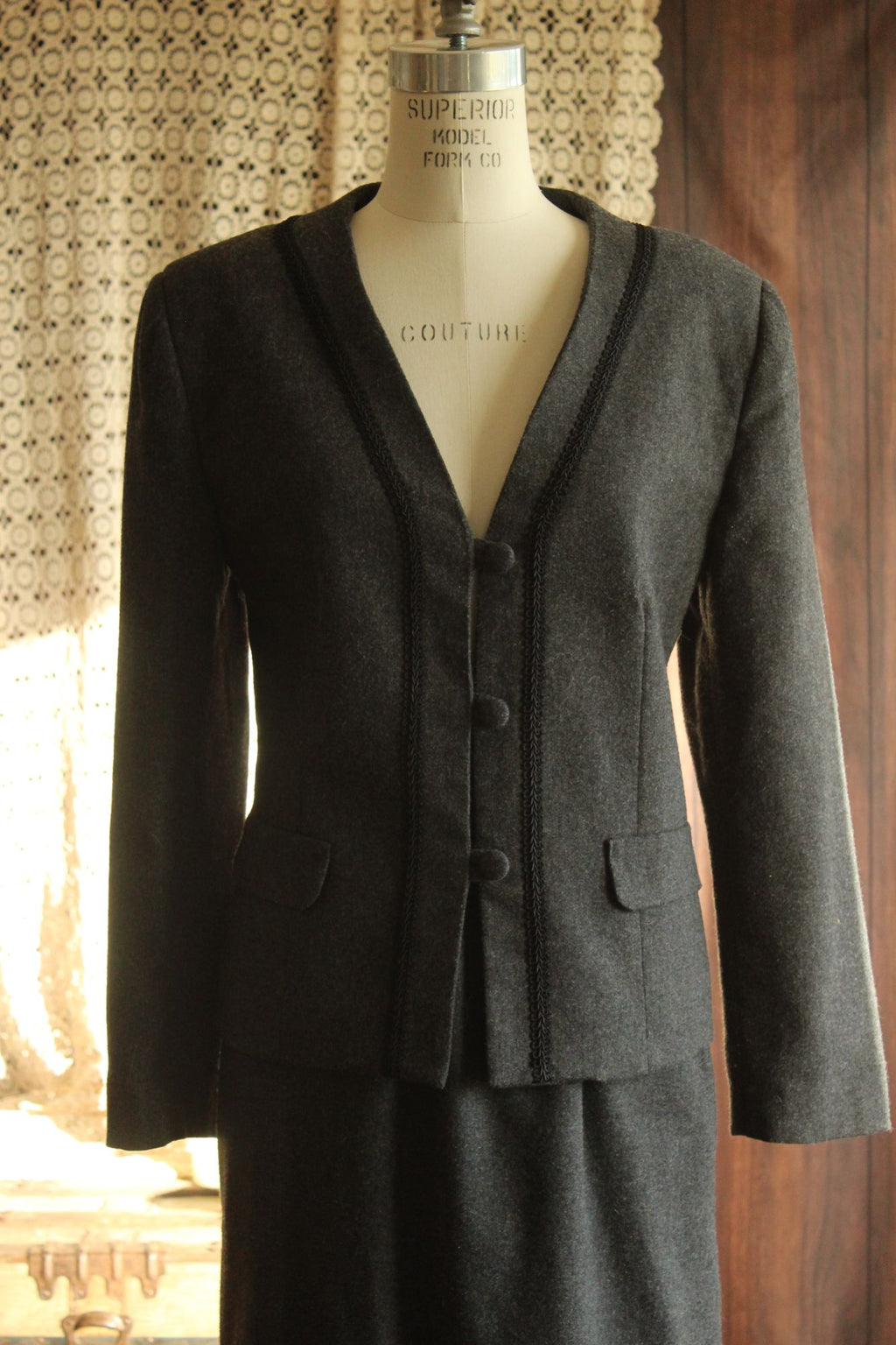 Vintage 1980s Womens Suit, Russ Gray Wool Skirt And Jacket, Shoulder Pads Braided Trim