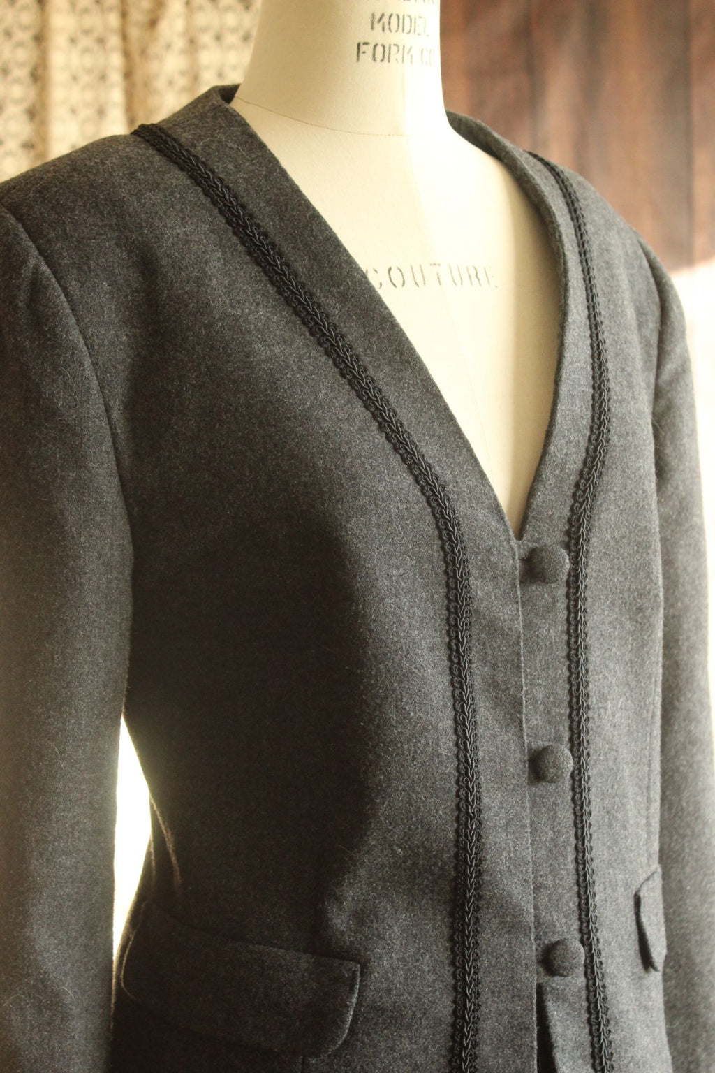 Vintage 1980s Womens Suit, Russ Gray Wool Skirt And Jacket, Shoulder Pads Braided Trim