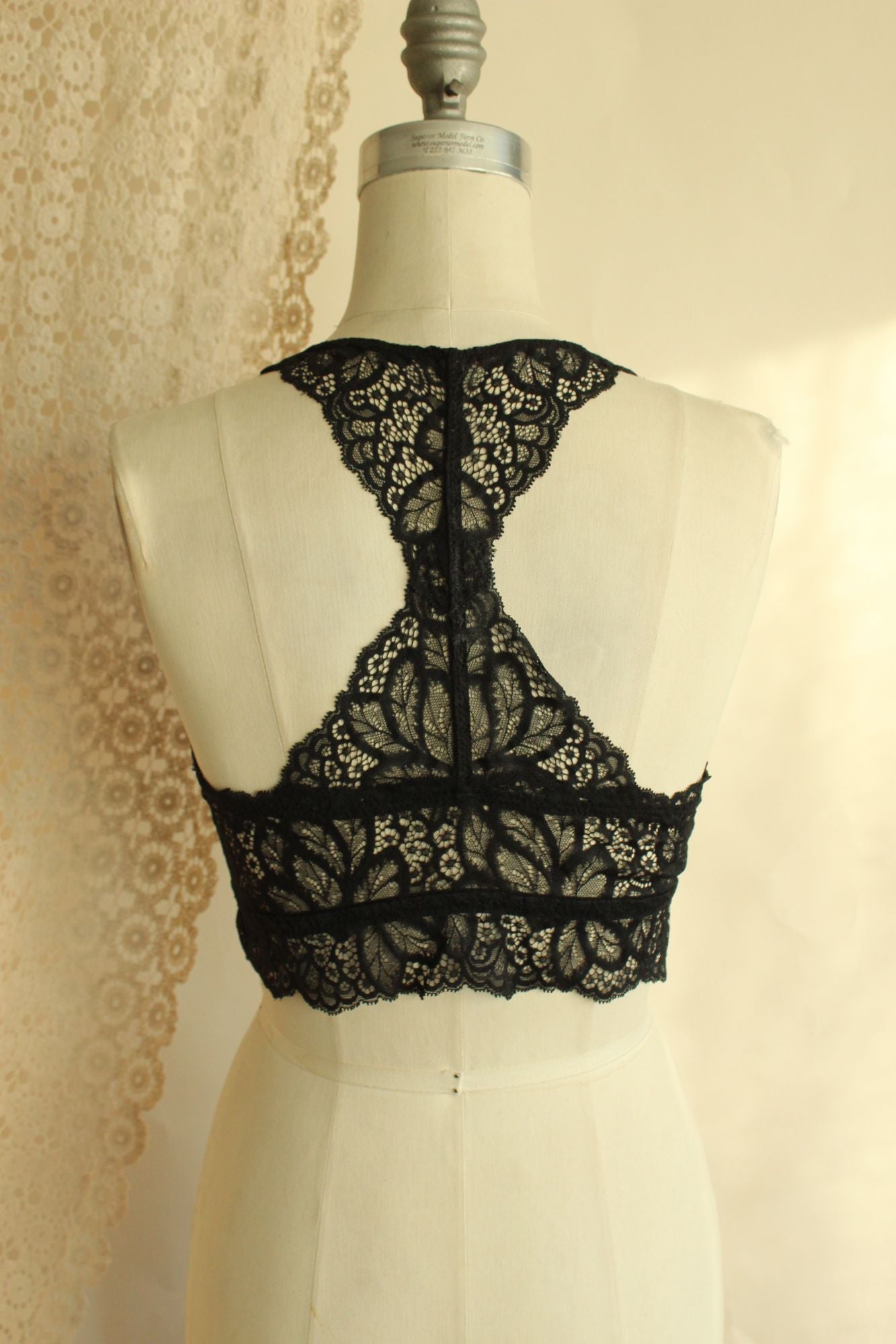 Auden Bralette, Black Lace Racer Back, Size L, Padded Cups