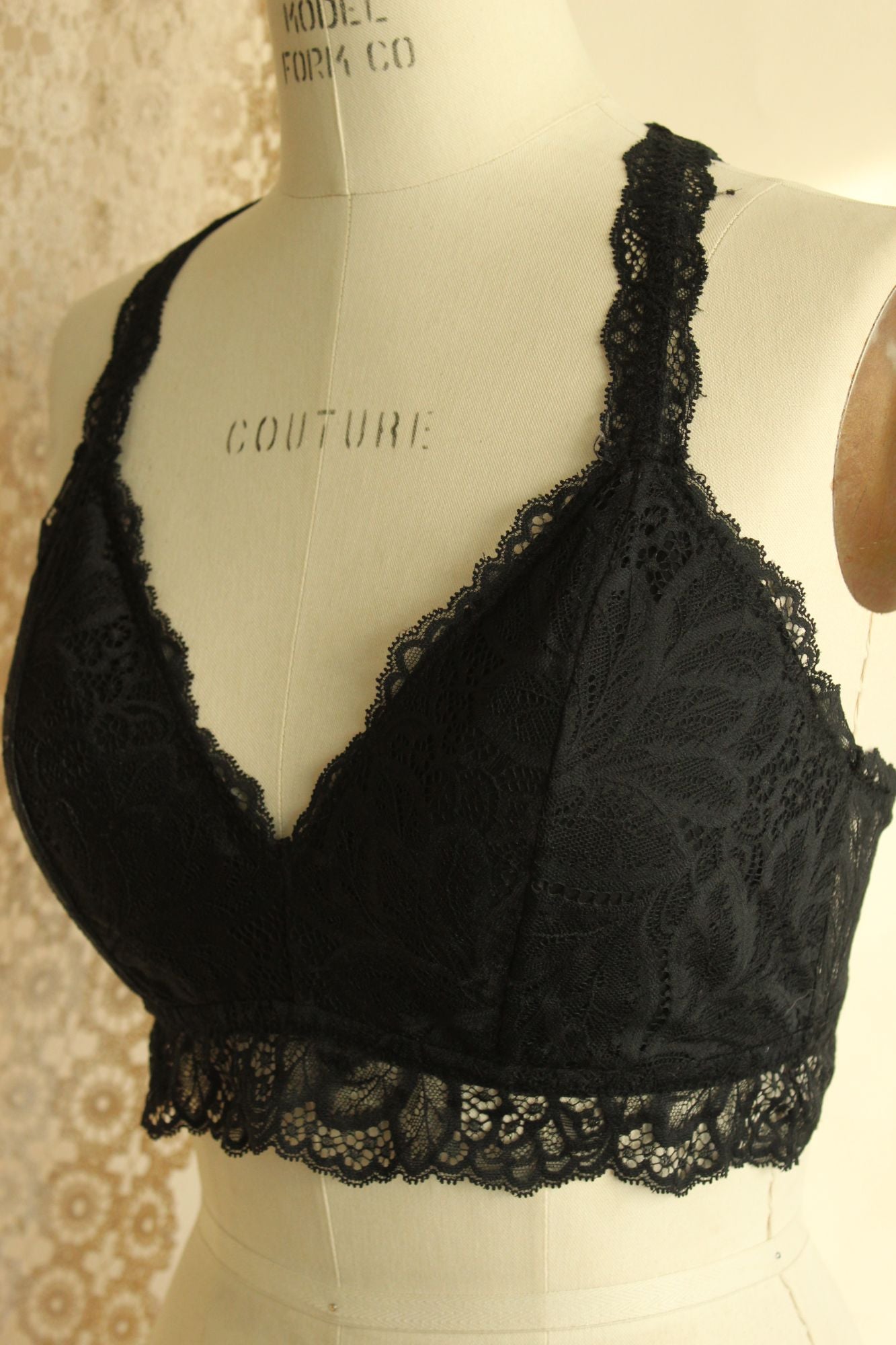 Auden Bralette, Black Lace Racer Back, Size L, Padded Cups
