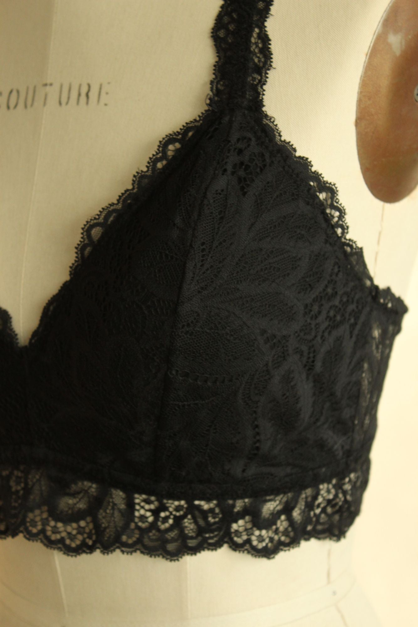 Auden Bralette, Black Lace Racer Back, Size L, Padded Cups