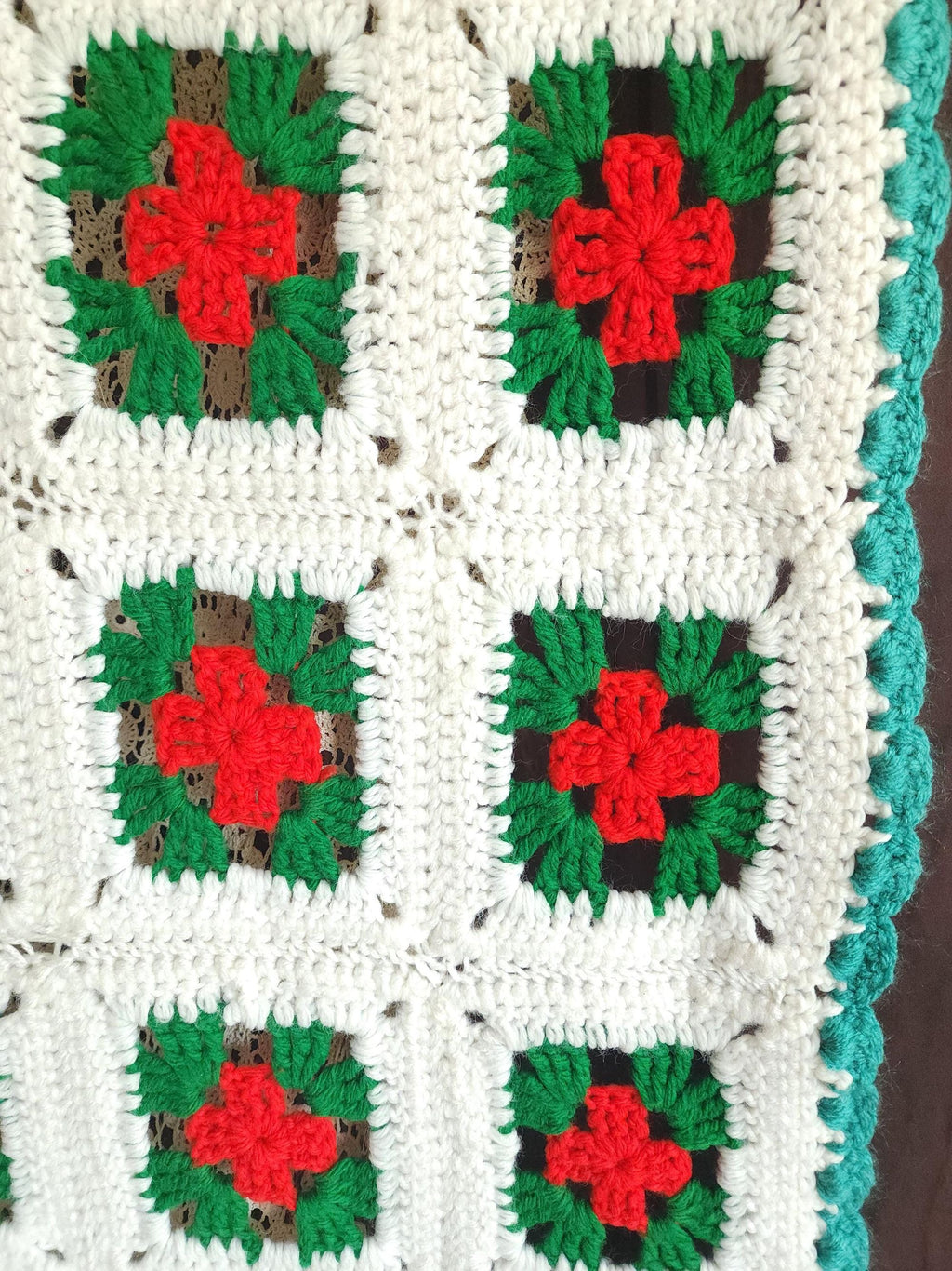 Vintage 1970s Red Green and White Granny Square Crochet Afghan