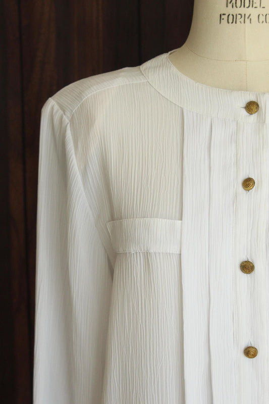 Vintage 1980s 1990s Laura & Jayne White Button Down Shirt