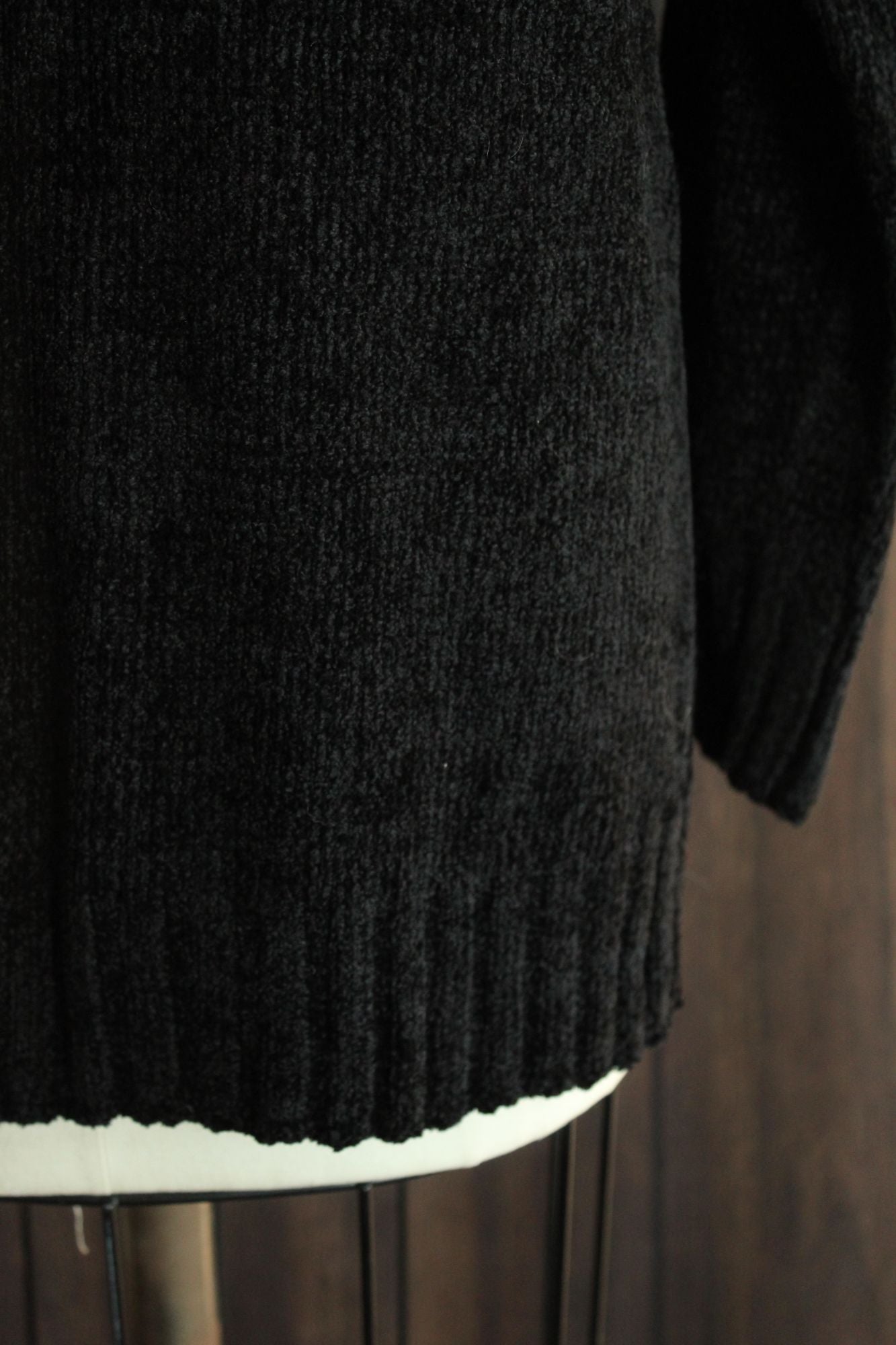 Vintage 1990s 2000s Black Chenille Sweater