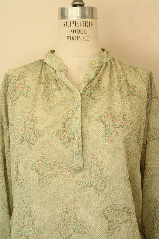 Vintage 1970s Ship 'n Shore Green Tunic Blouse