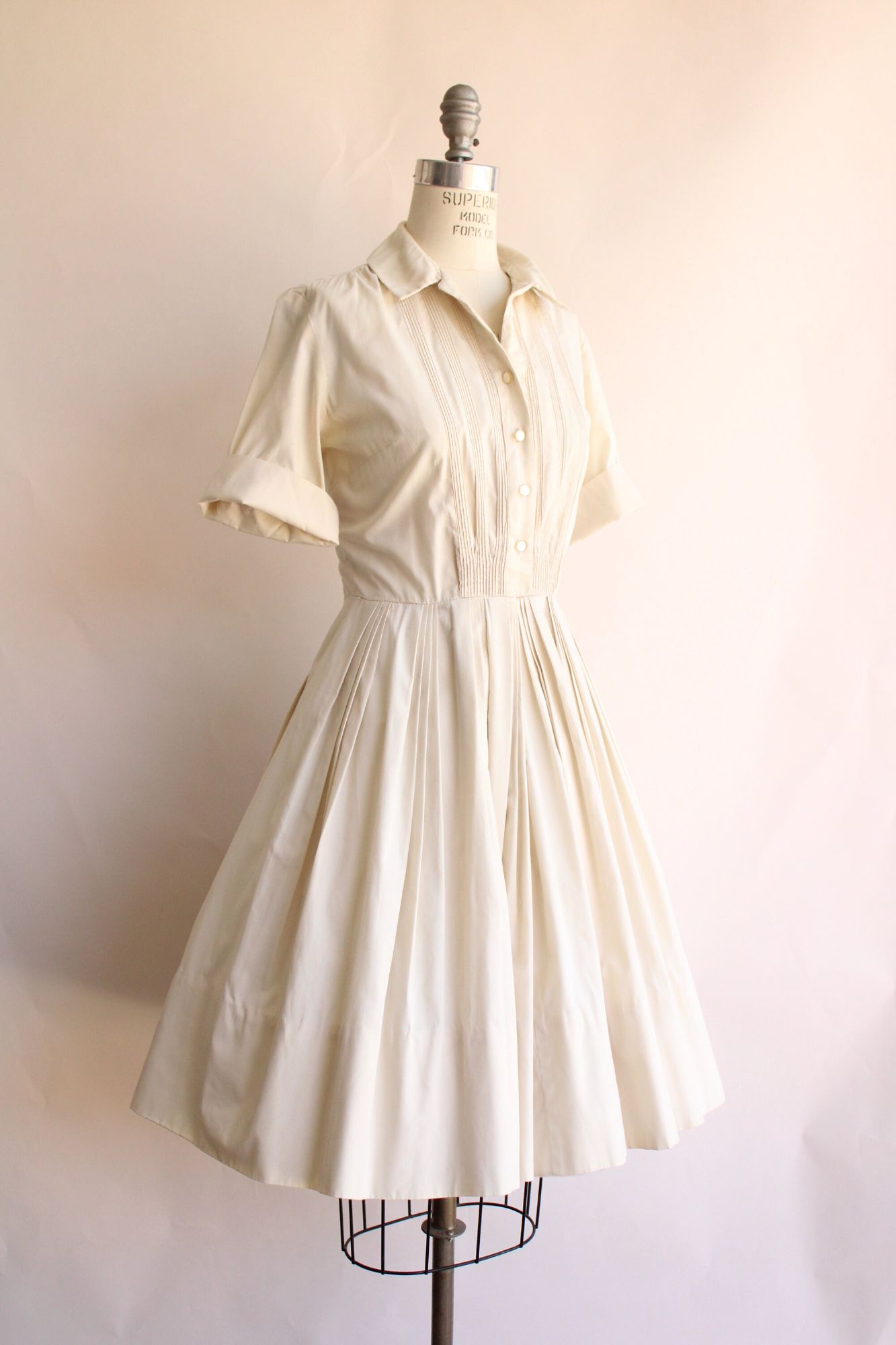Vintage 1950s Westbury Fashions Cream Cotton Shirtwaist Dress