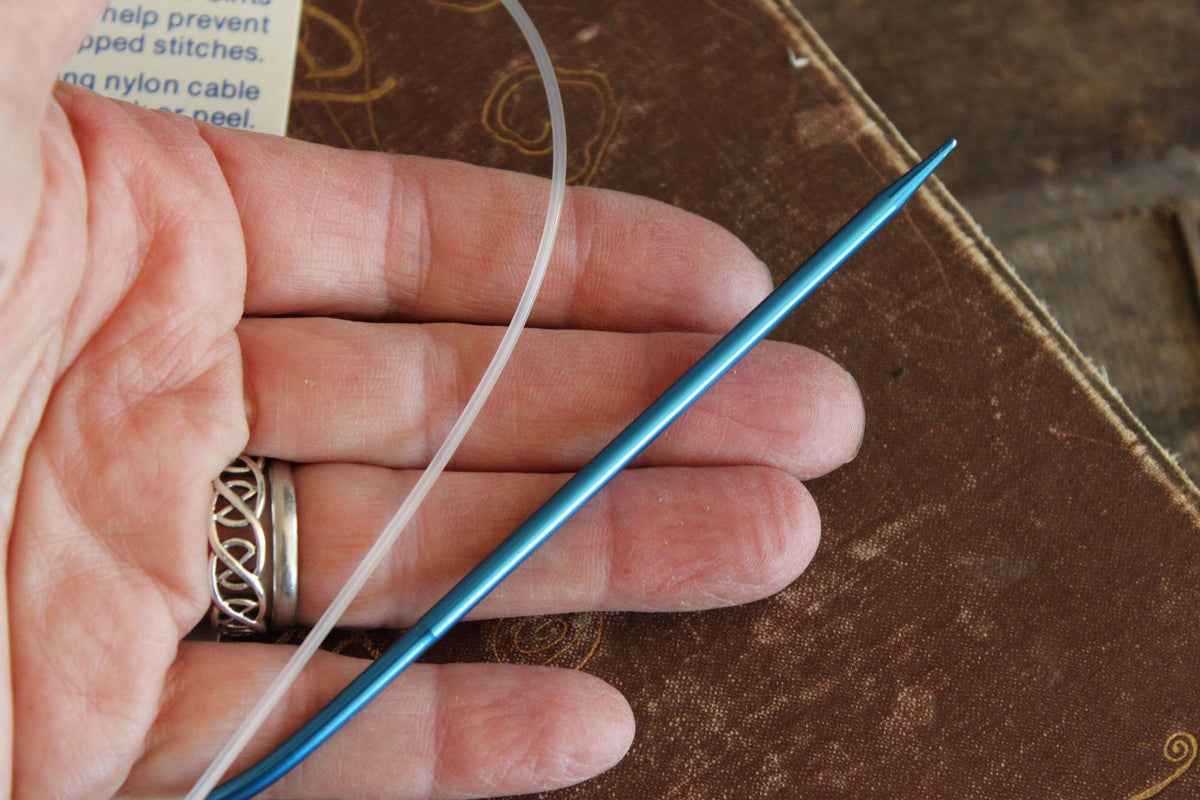 Vintage 1980s Knitting Needles, NOS Boye Size 3 Circular 29" 7350