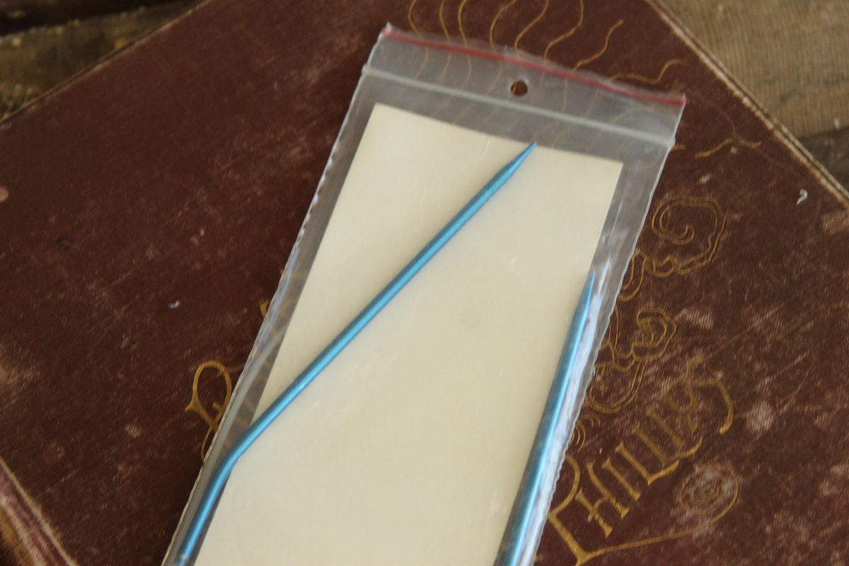 Vintage 1980s Knitting Needles, NOS Boye Size 3 Circular 29" 7350