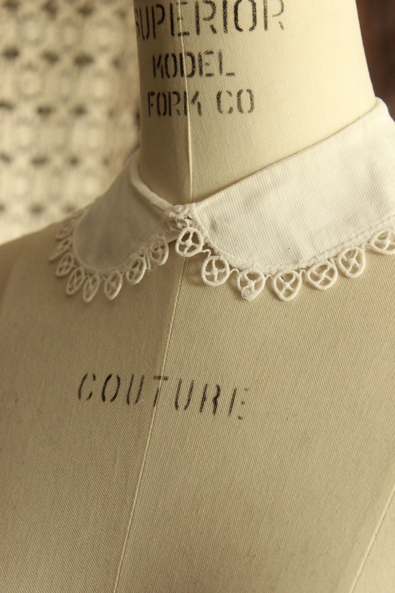 Vintage 1950s 1960s White Blouse Collar