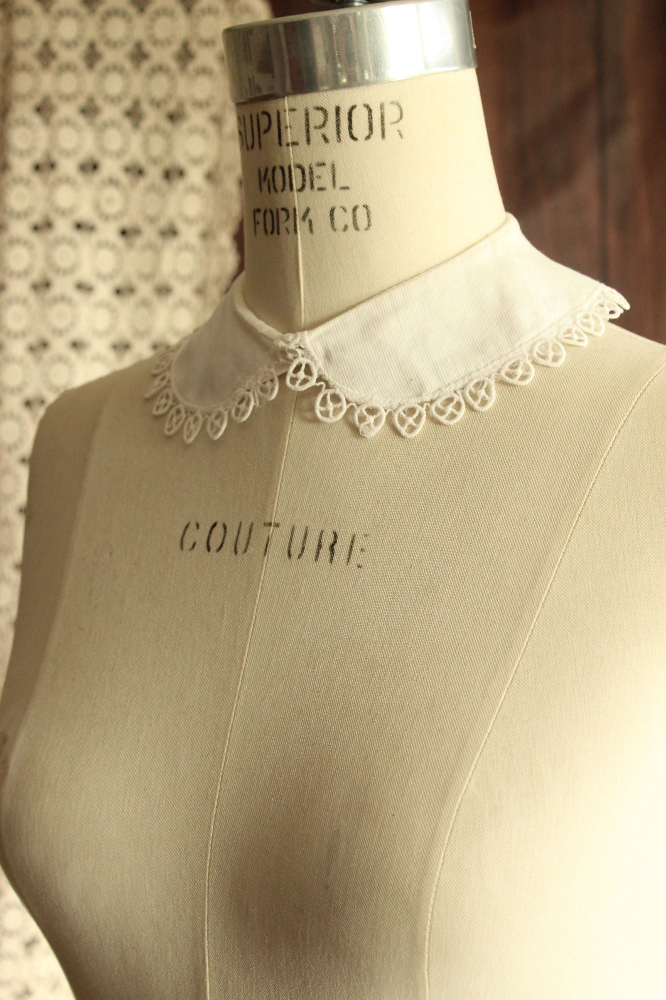 Vintage 1950s 1960s White Blouse Collar