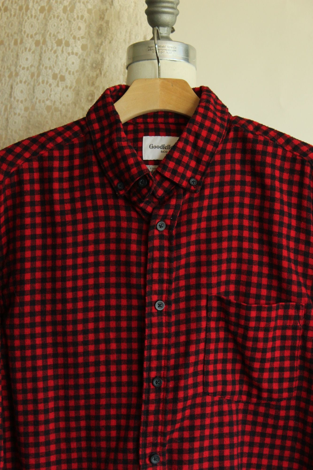 Goodfellow & Co Mens, Size L, Red & Black Plaid Button-Up Flannel Shirt