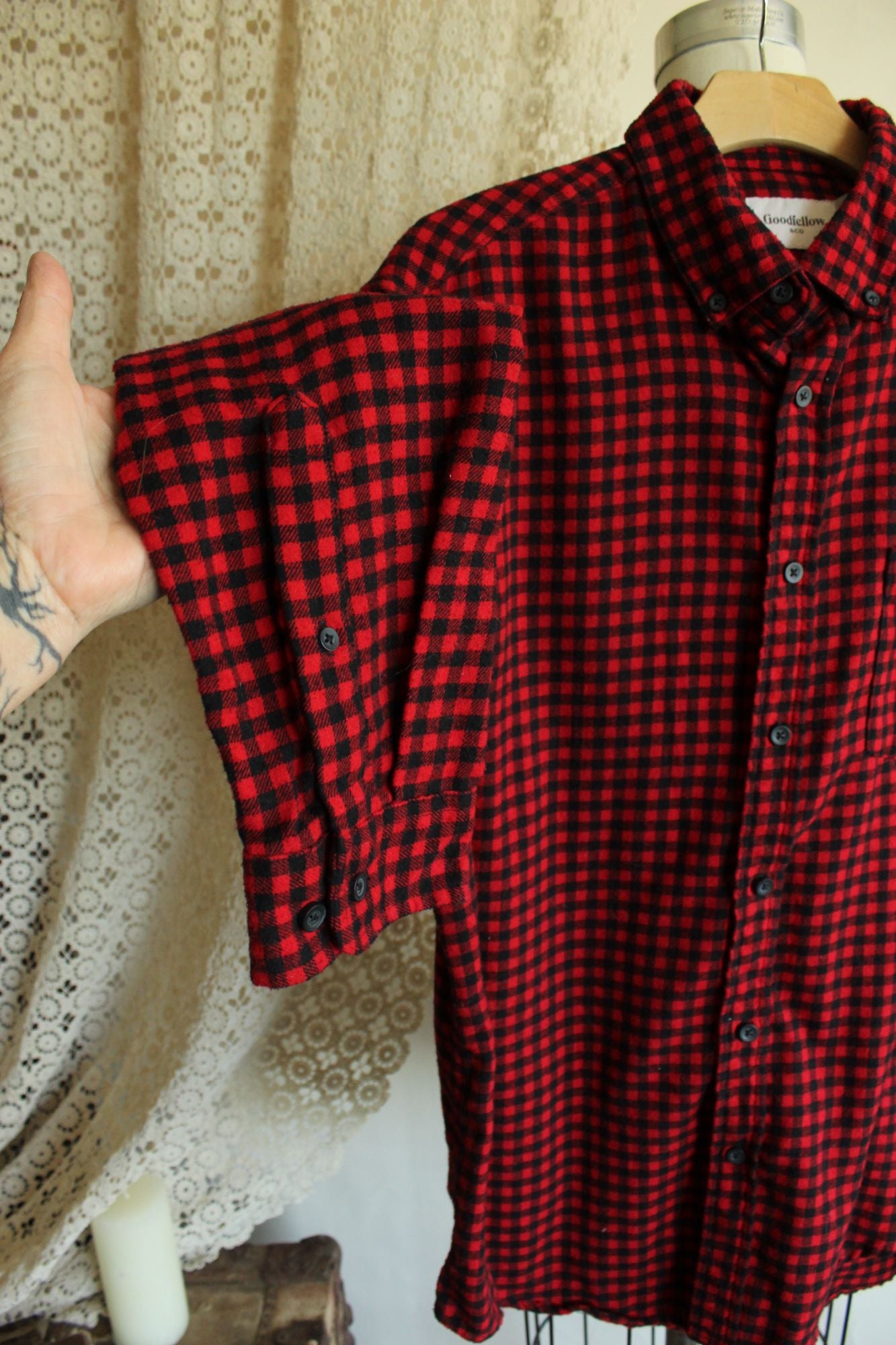 Goodfellow & Co Mens, Size L, Red & Black Plaid Button-Up Flannel Shirt