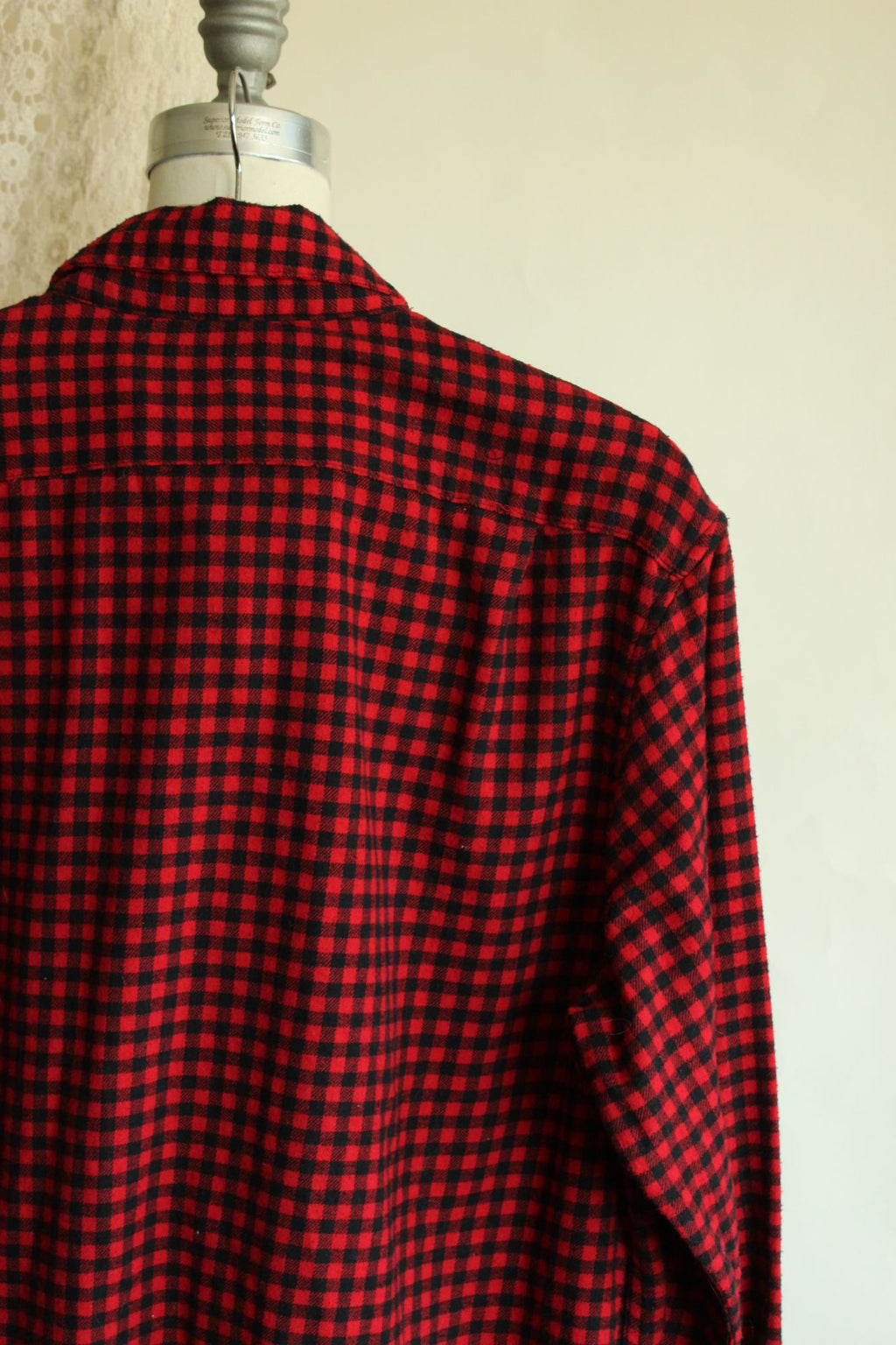 Goodfellow & Co Mens, Size L, Red & Black Plaid Button-Up Flannel Shirt