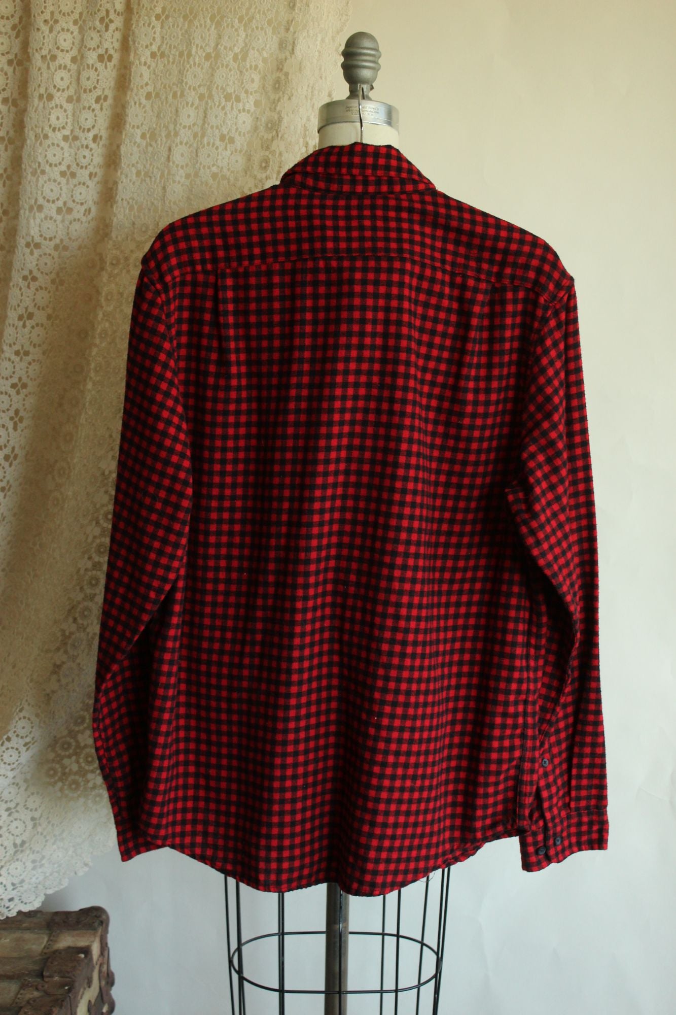 Goodfellow & Co Mens, Size L, Red & Black Plaid Button-Up Flannel Shirt