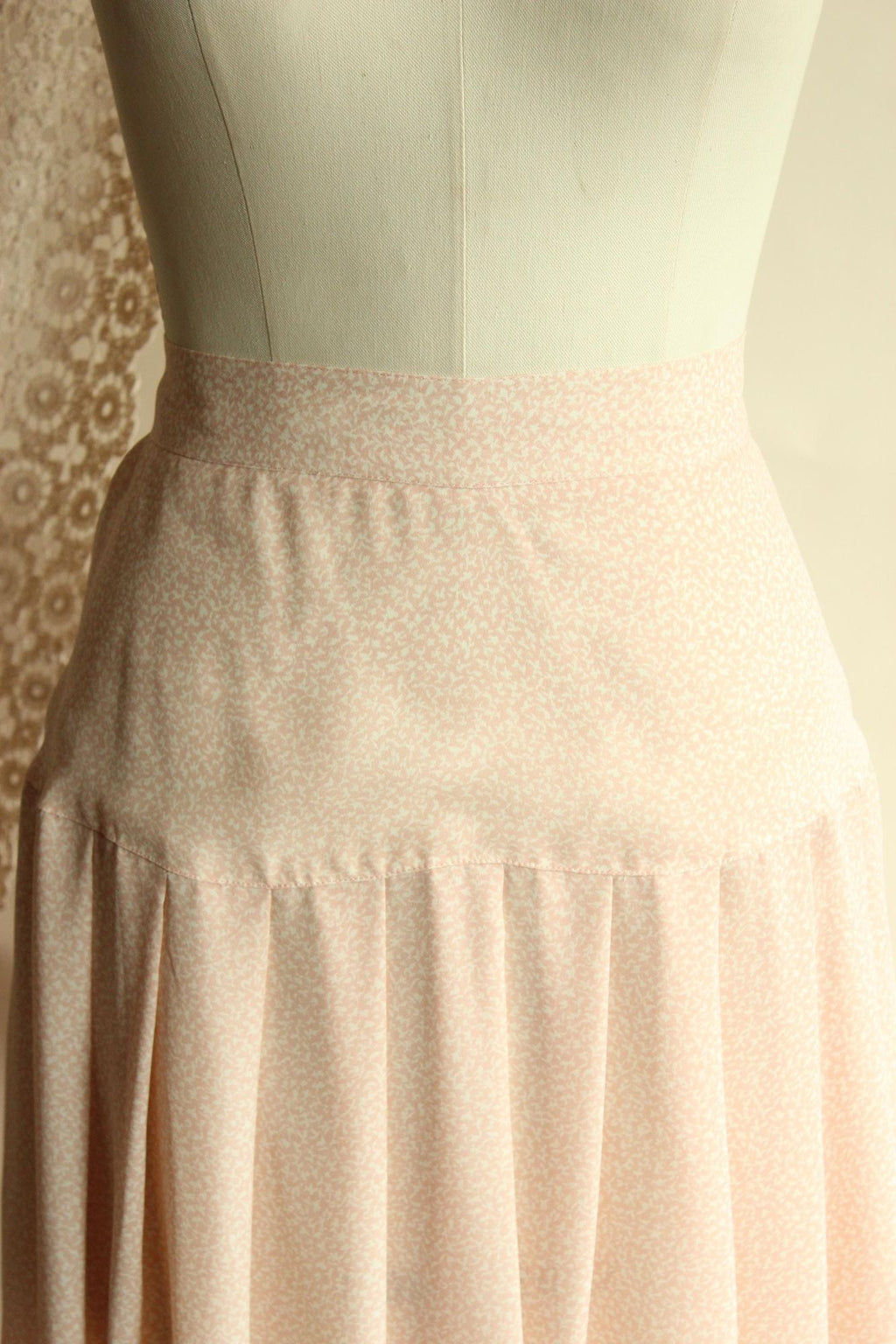 Vintage 1980s SK & Company Pink and Cream Skirt