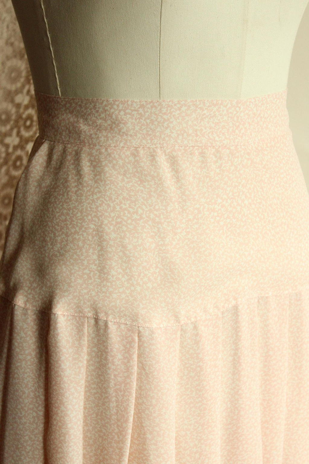 Vintage 1980s SK & Company Pink and Cream Skirt