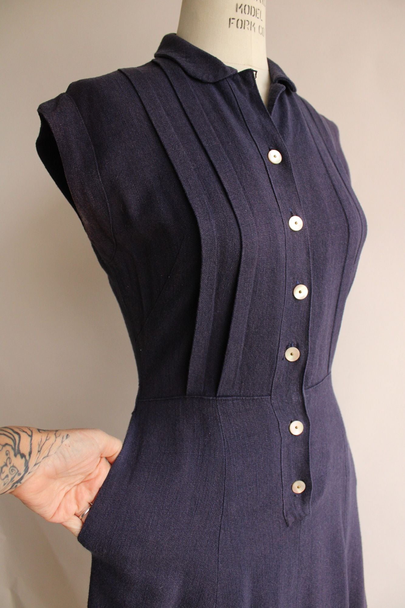Vintage 1940s 1950s Navy Blue Shirtwaist Dress with Pockets