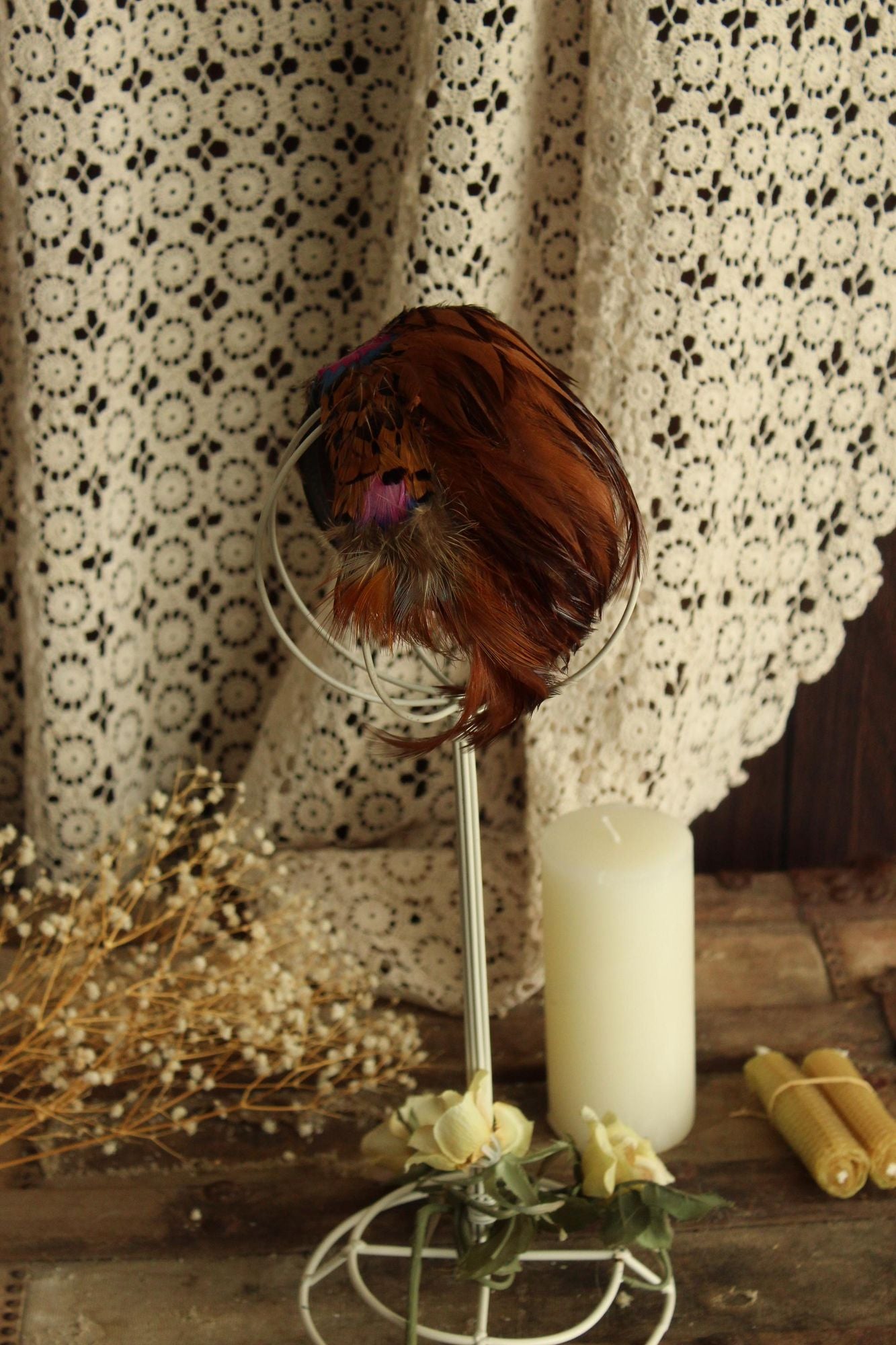 Vintage 1950s Pheasant Feather Juliet Hat