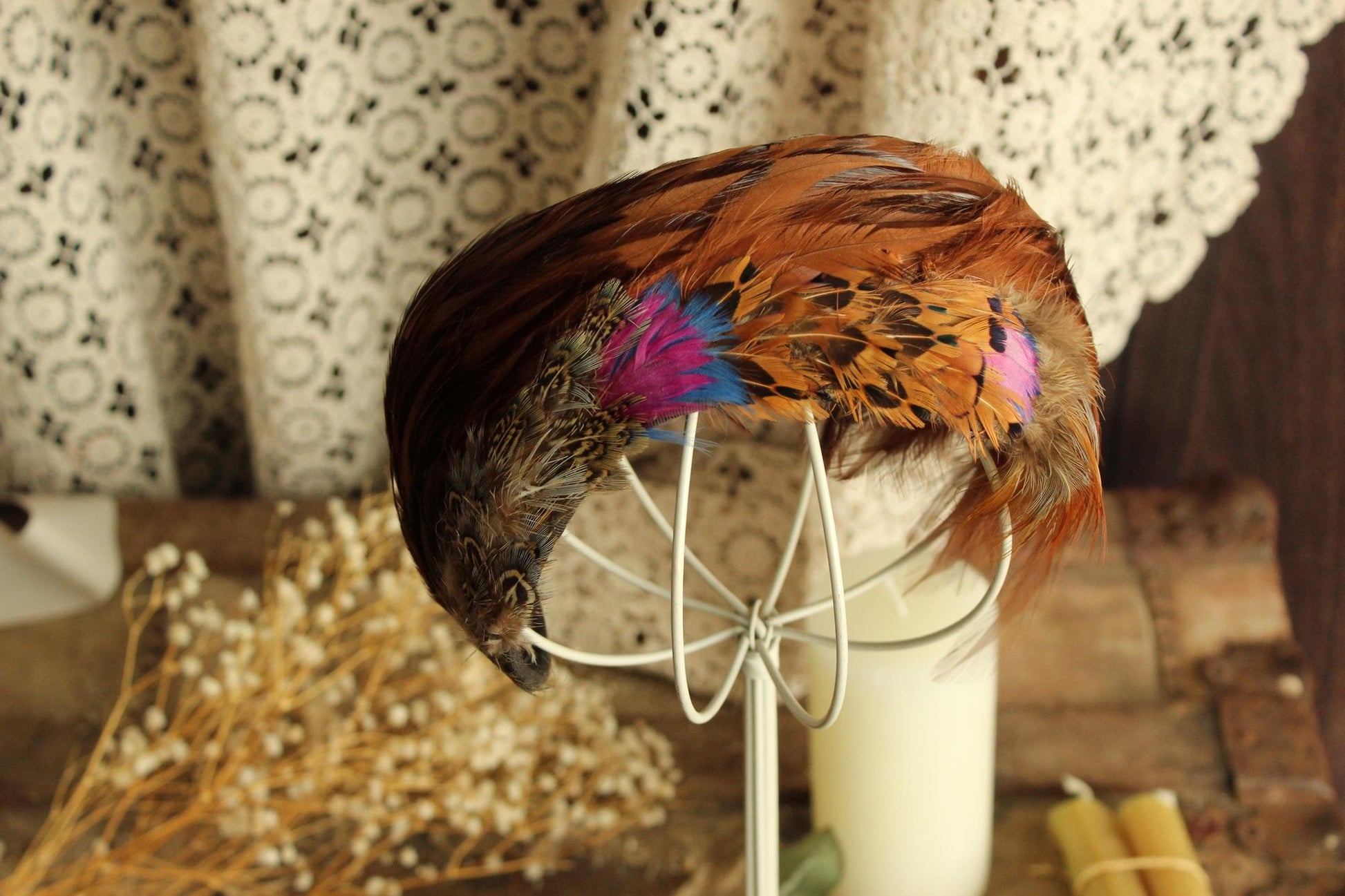 Vintage 1950s Pheasant Feather Juliet Hat