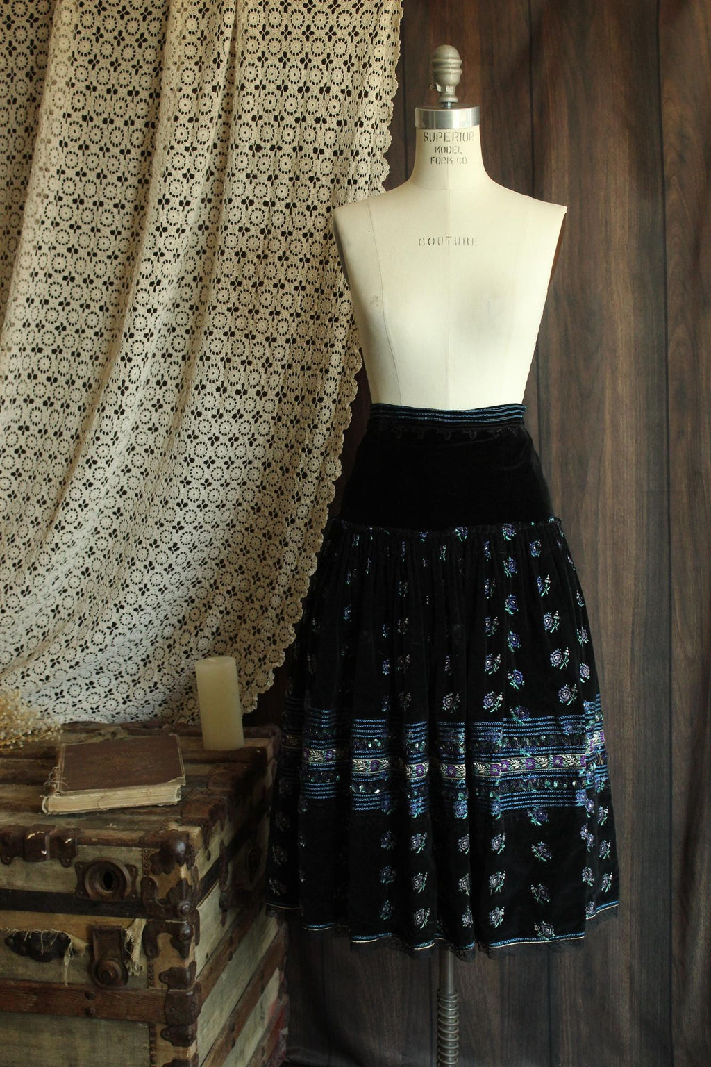 Vintage 1970s Volup Black Velvet Folk Dirndl Style Skirt