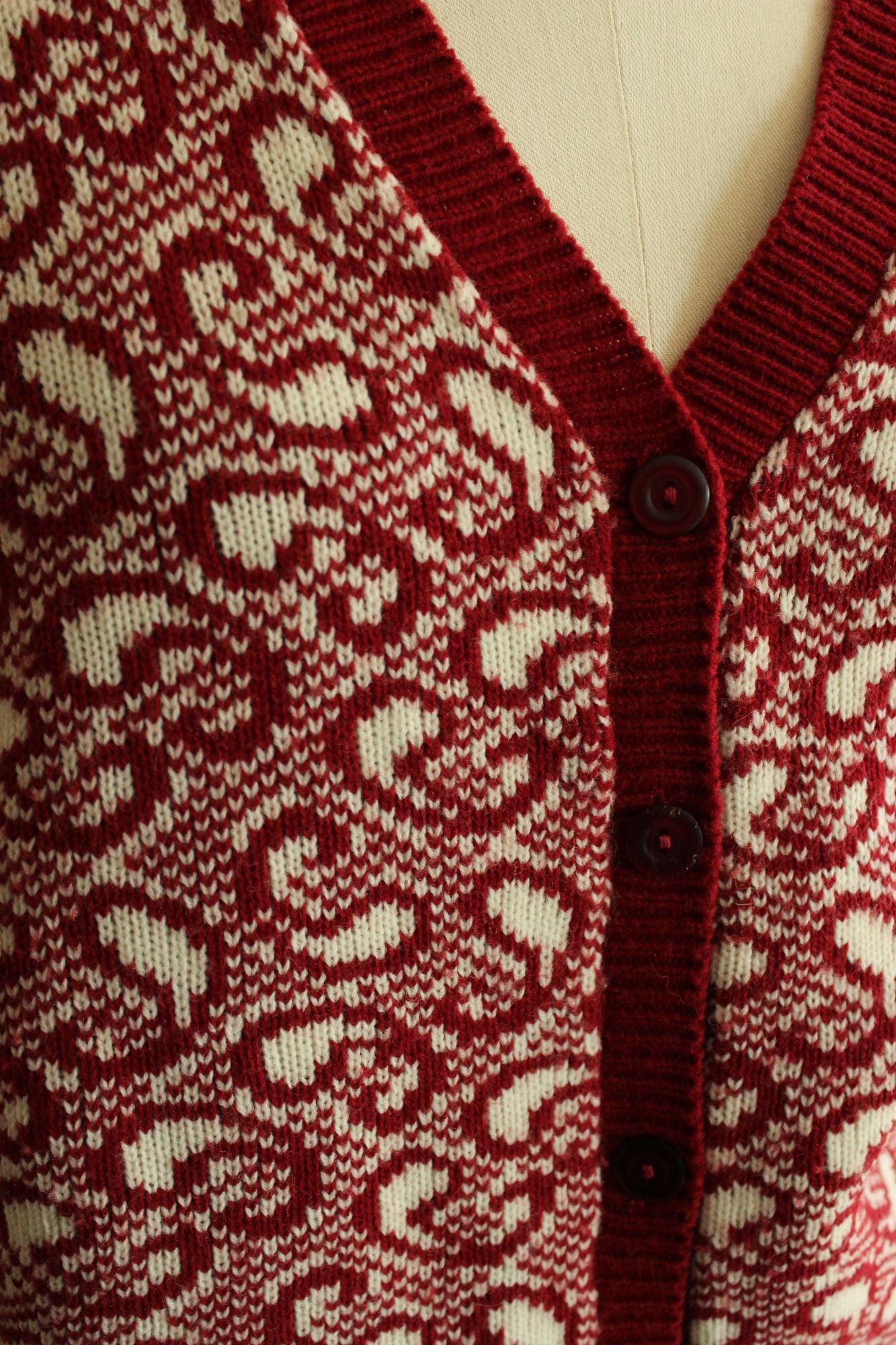 Vintage 1970s Cardigan Sweater in Red and White Paisley