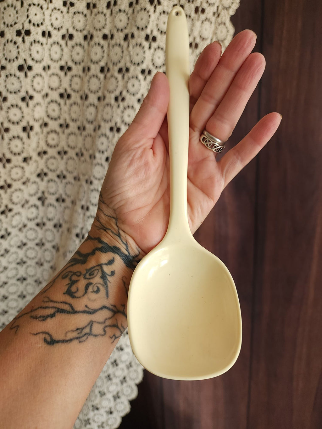 Vintage 1970s Large Cream Melamine Ware Ladle