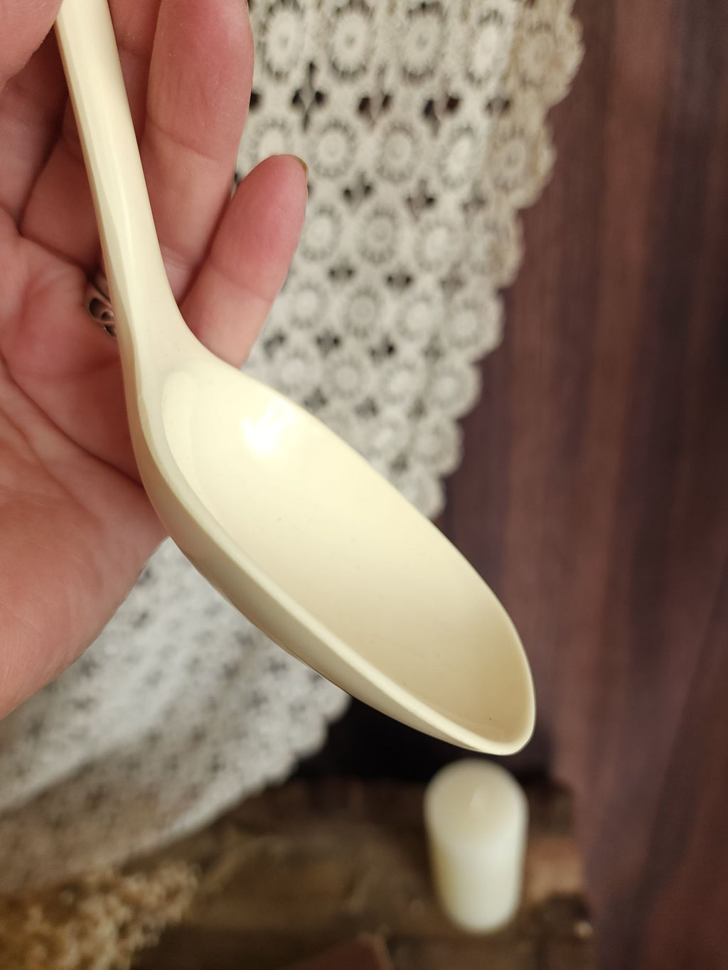 Vintage 1970s Large Cream Melamine Ware Ladle