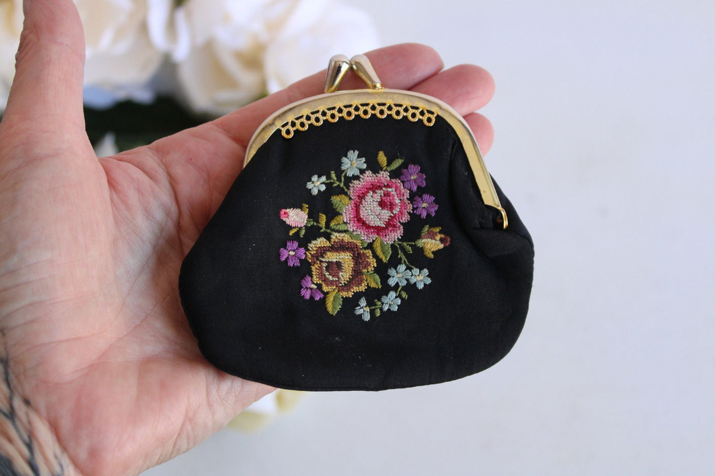 Vintage 1950s 1960s Black Tapestry Coin Purse