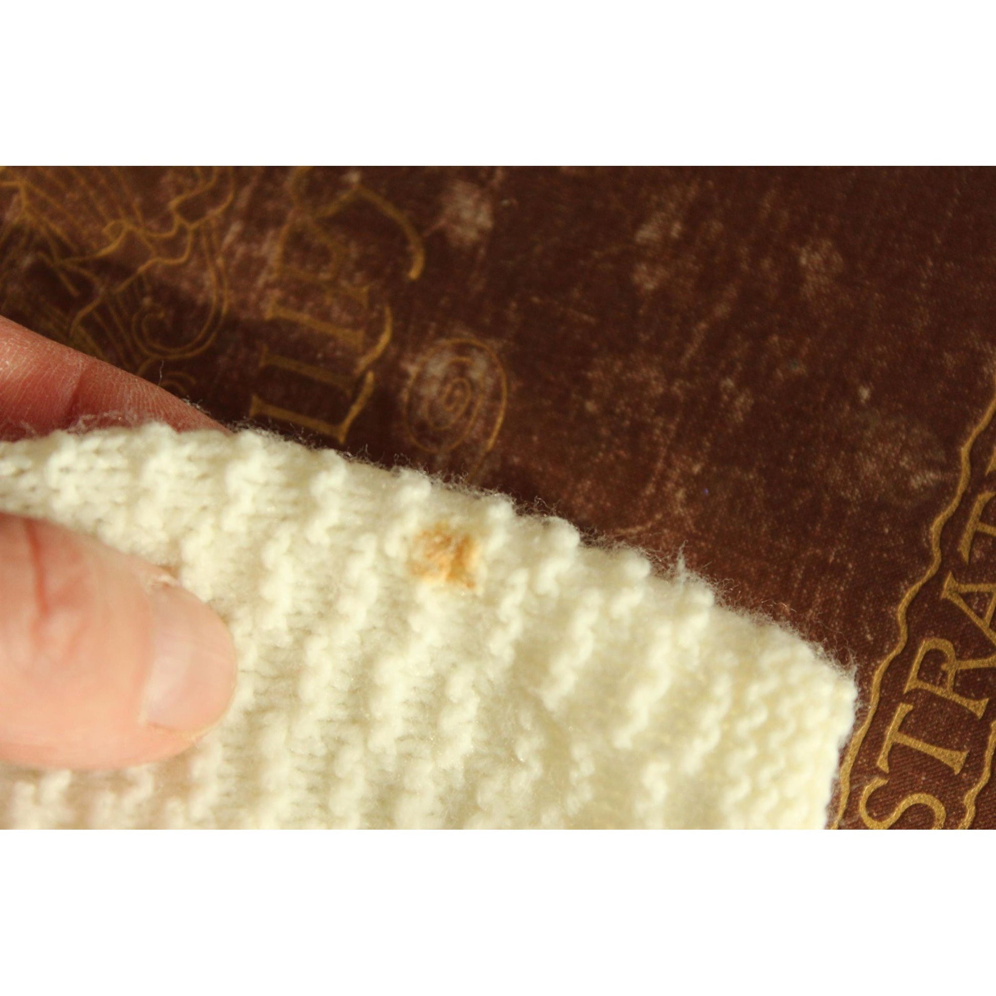 Vintage 1950s Winter White Knit baby bonnet with Ribbon Ties