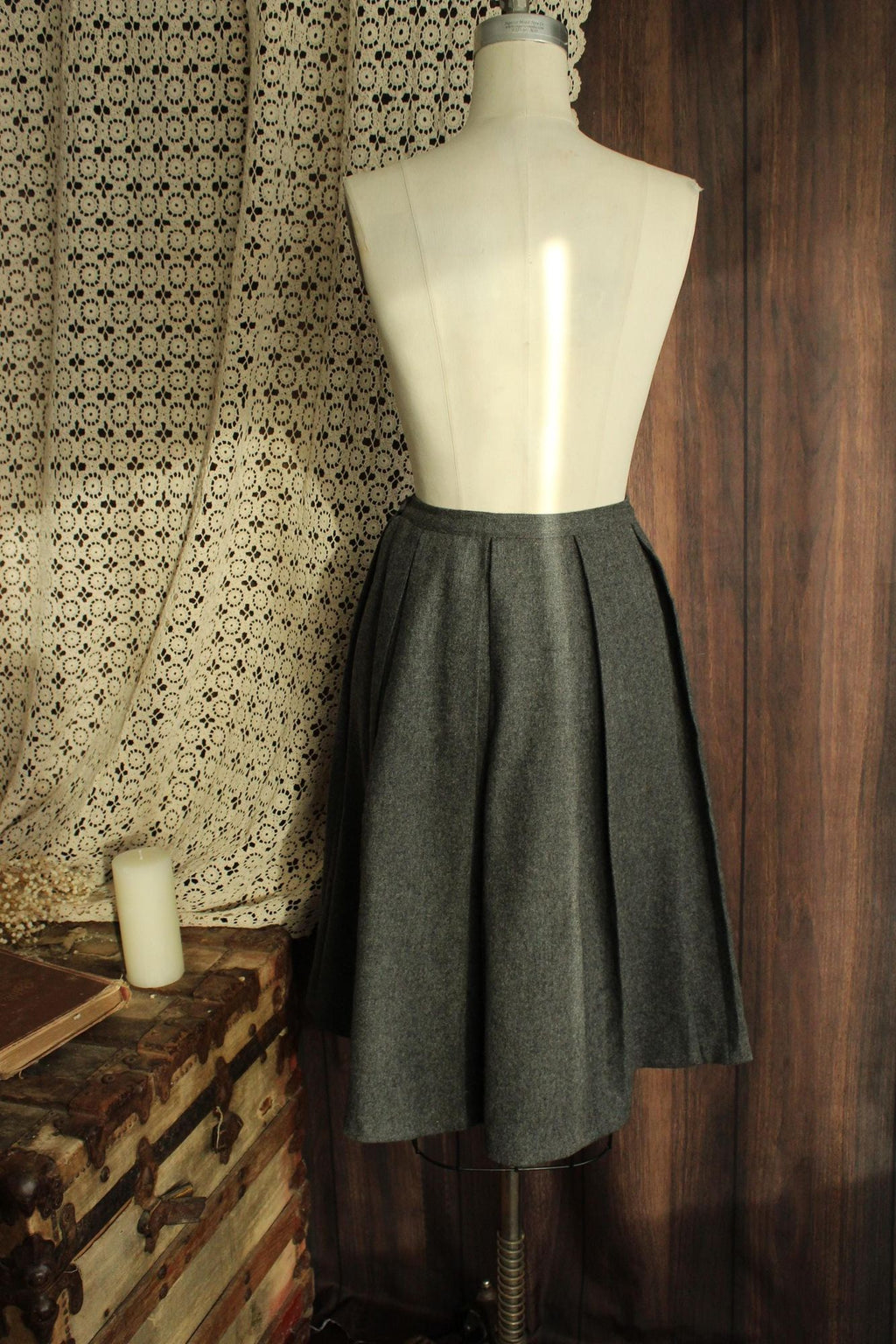 Vintage 1950s Campus Casuals Pleated Grey Wool Skirt