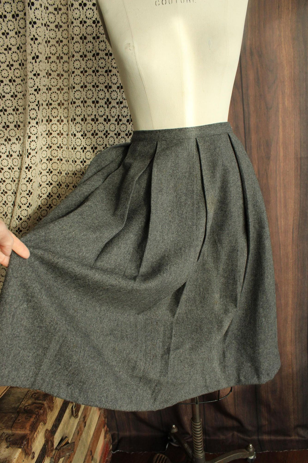 Vintage 1950s Campus Casuals Pleated Grey Wool Skirt