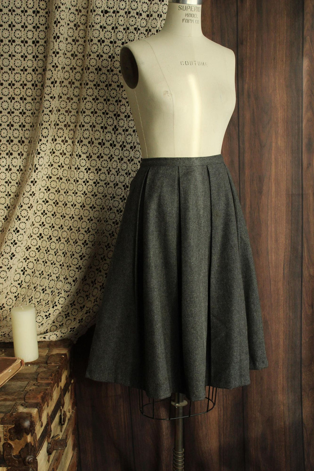 Vintage 1950s Campus Casuals Pleated Grey Wool Skirt