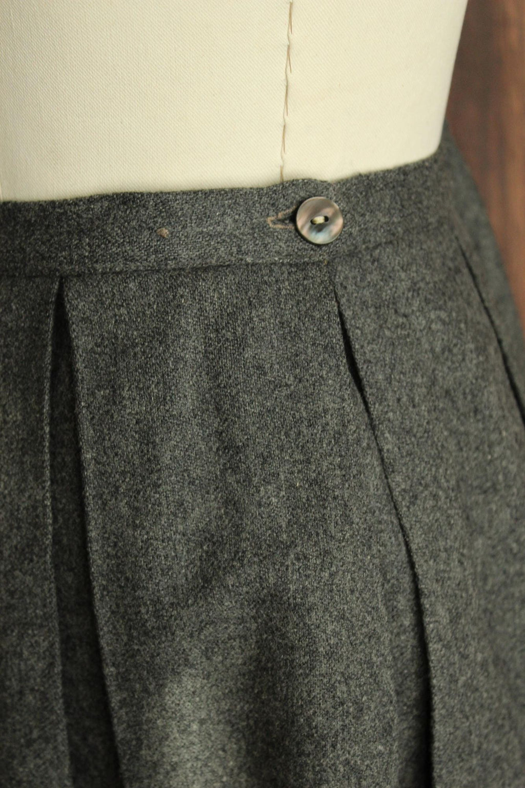 Vintage 1950s Campus Casuals Pleated Grey Wool Skirt