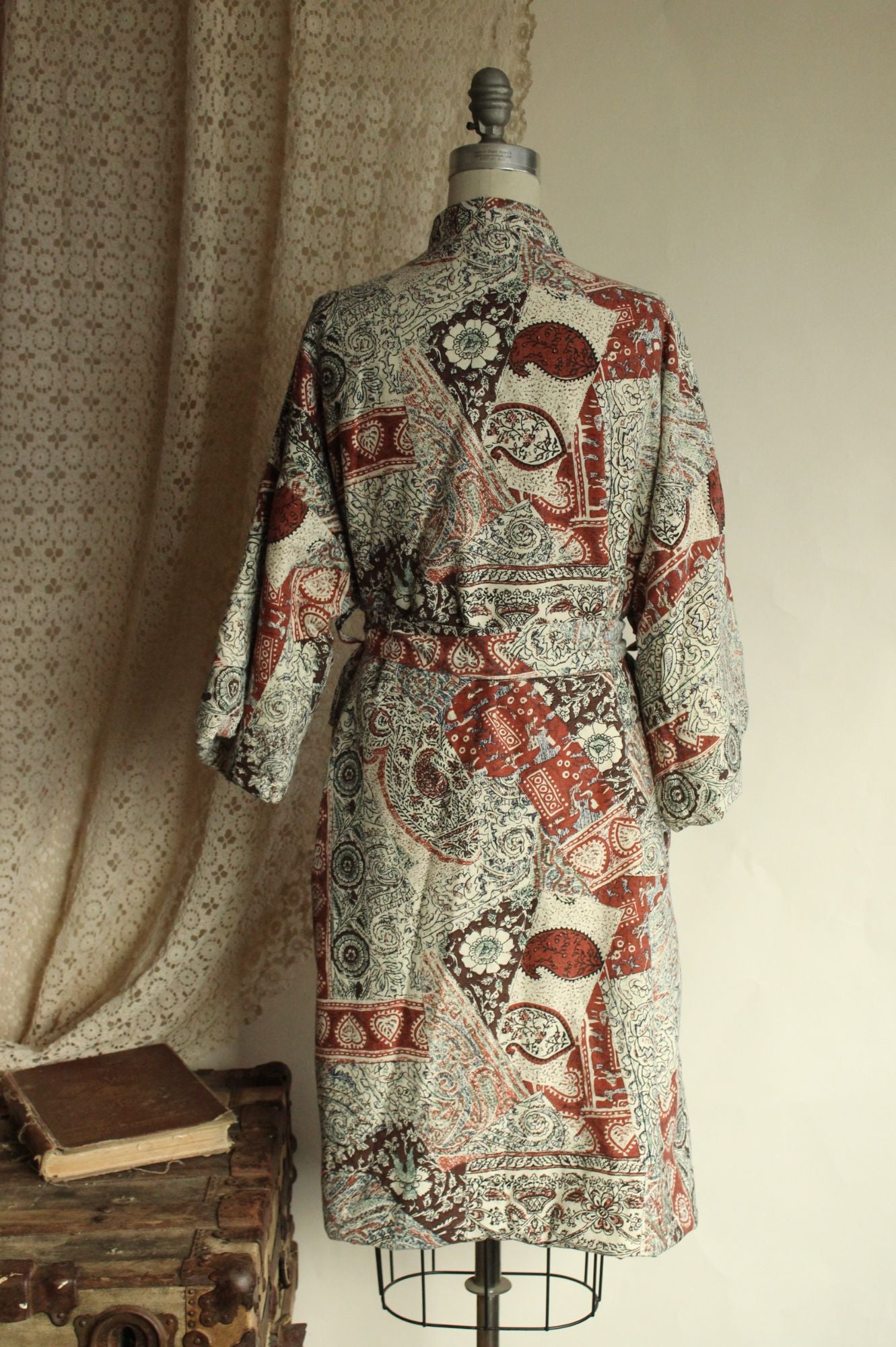 Vintage 1960s 1970s Roytex Terrycloth Robe with Pockets