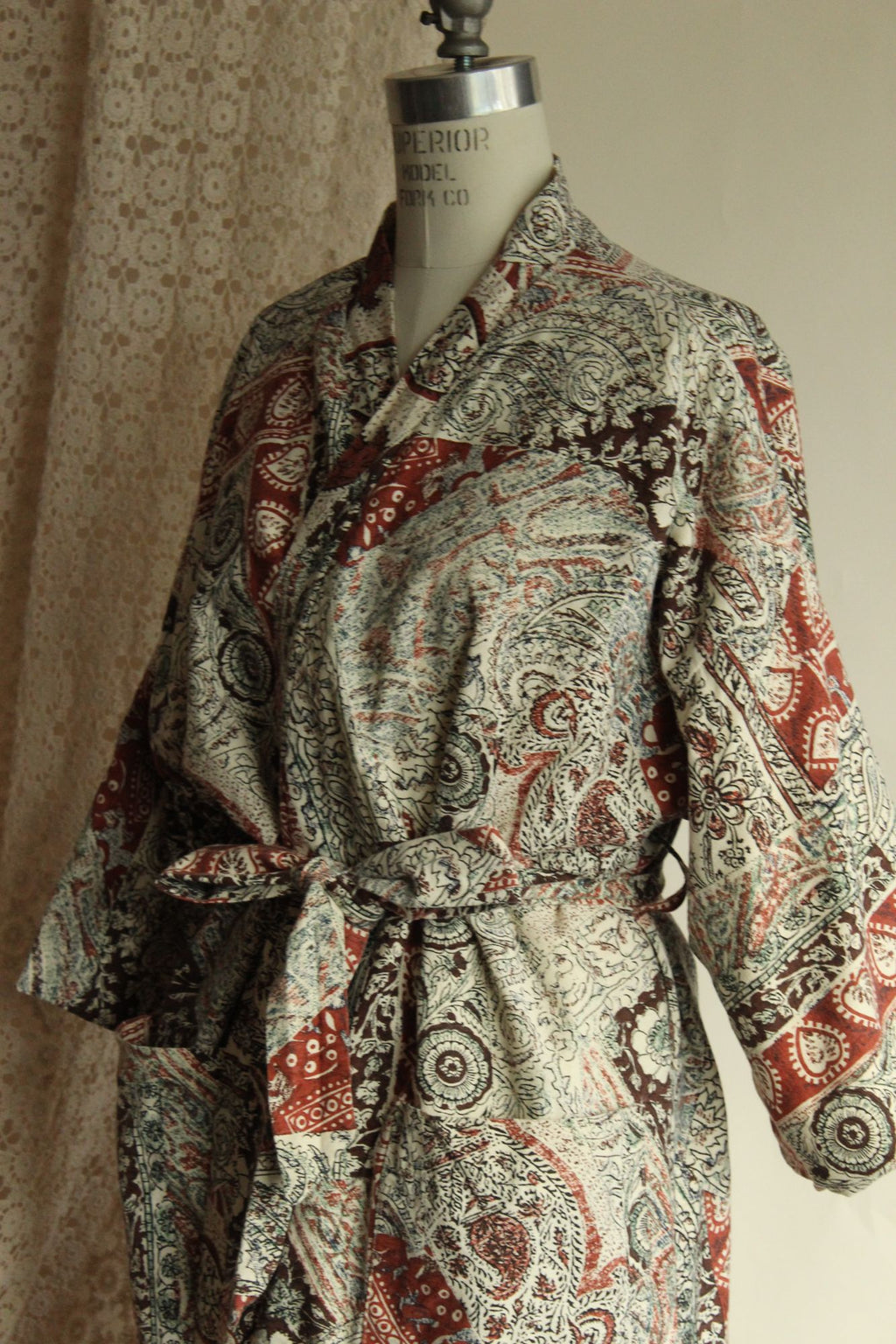 Vintage 1960s 1970s Roytex Terrycloth Robe with Pockets