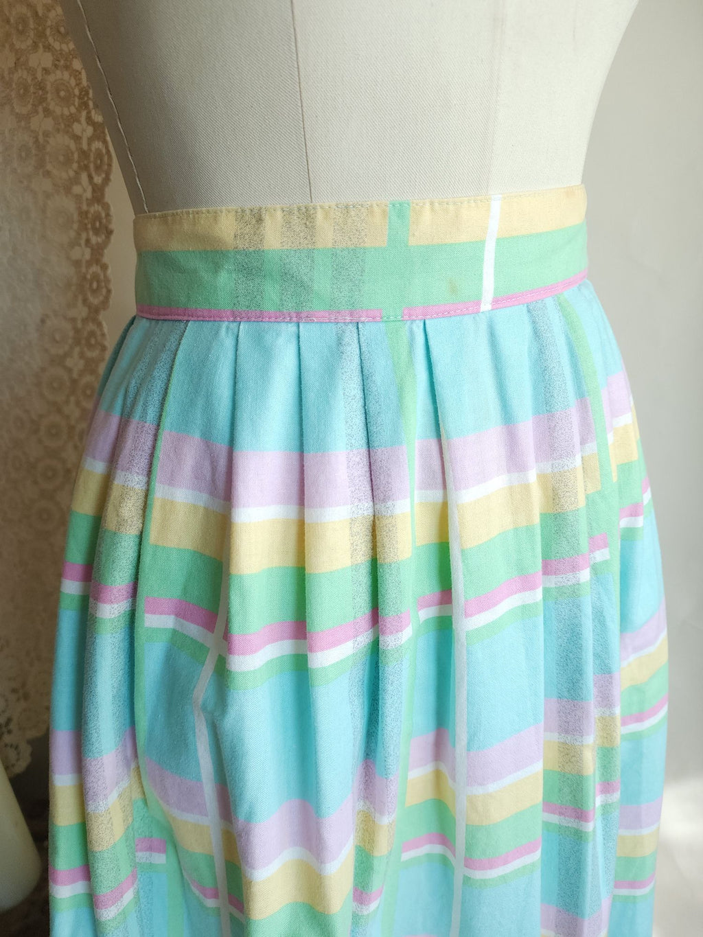 Vintage 1980s Pastel Windowpane Check Skirt With Pockets