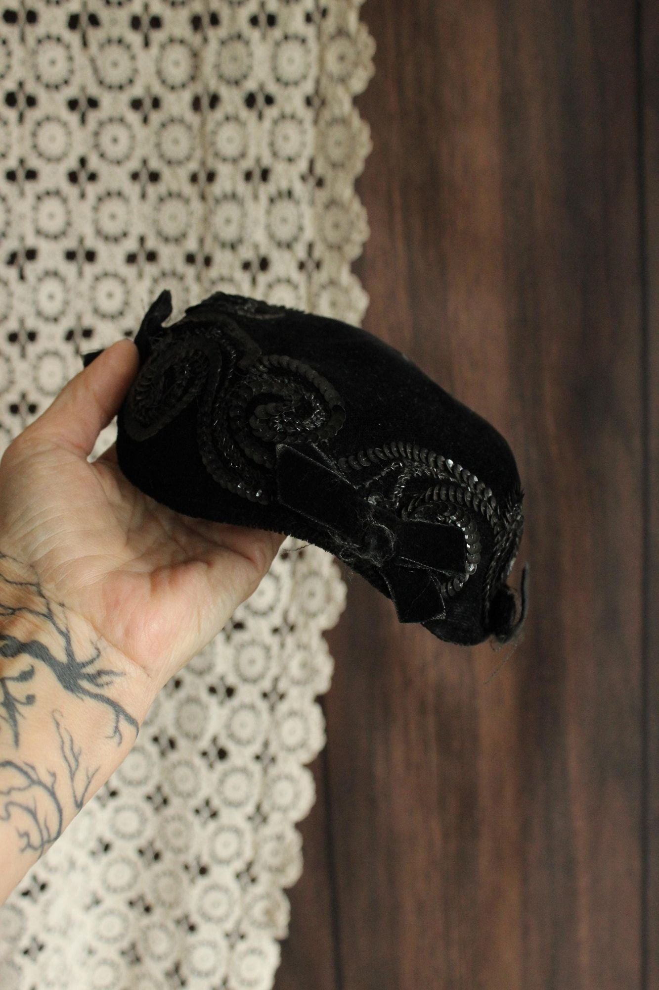 Vintage 1950s Hat, Black Velvet Hat With Bows and Sequins, Millinery