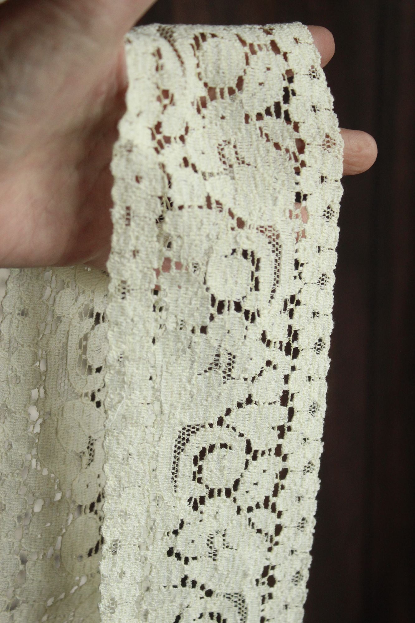 Vintage Lace Trim, Ivory Cotton Tulip Pattern 3.5" Wide, 4 Yards