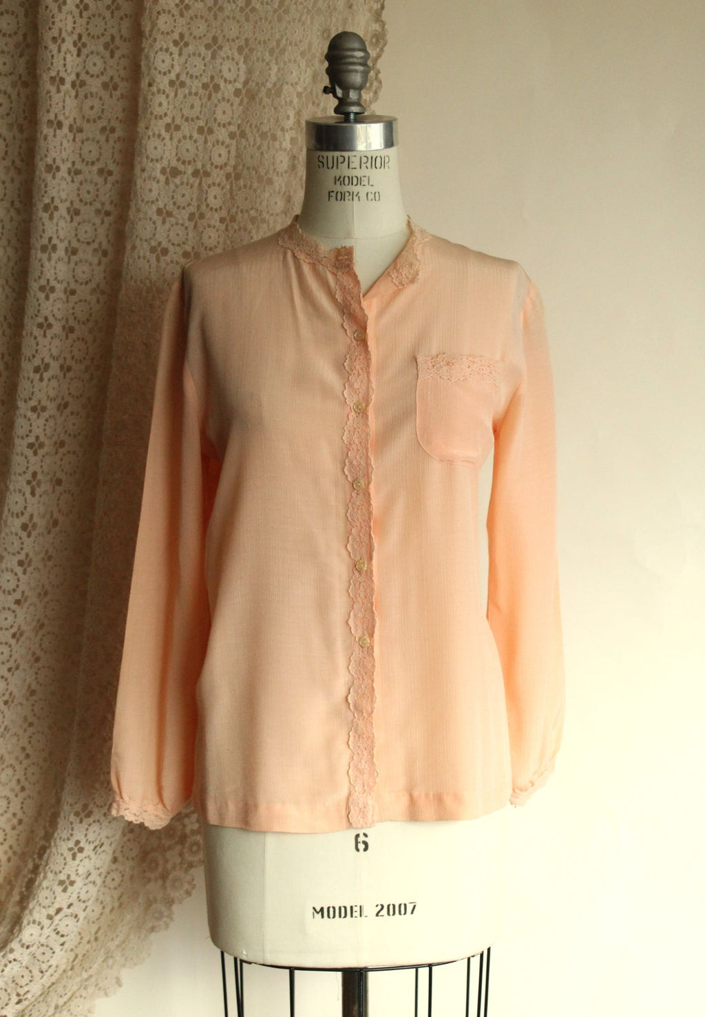 Vintage 1970s 1980s Miss Capri Peach Shirt with Lace Trim