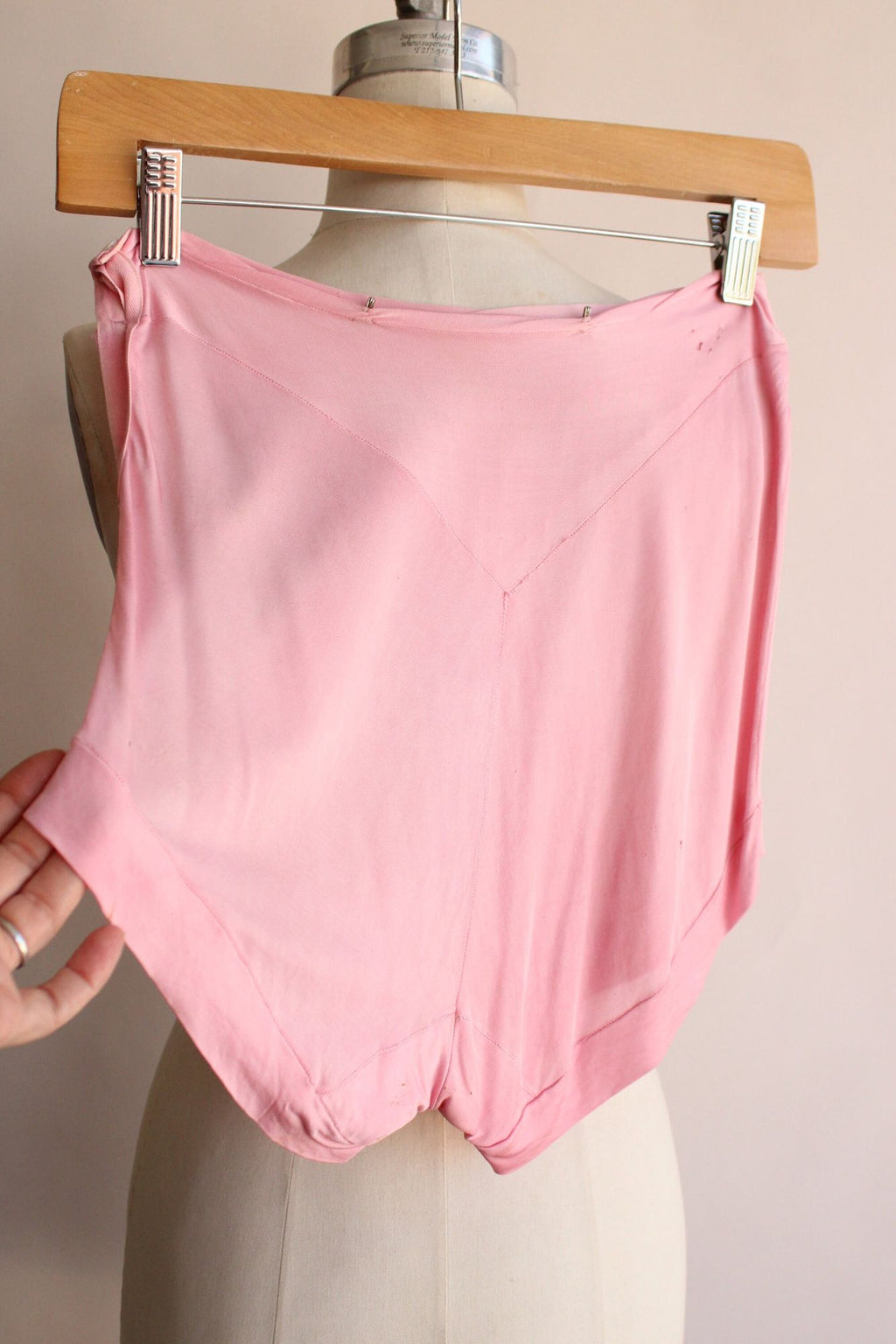 Vintage 1940s Pink Highwaisted Tap Pant