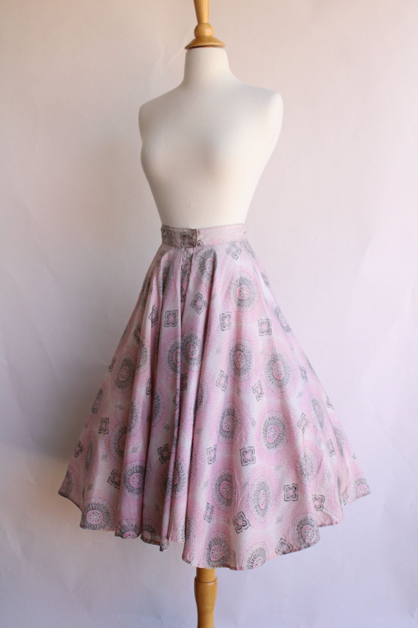 Vintage 1950s Pink and Black Full Circle Skirt