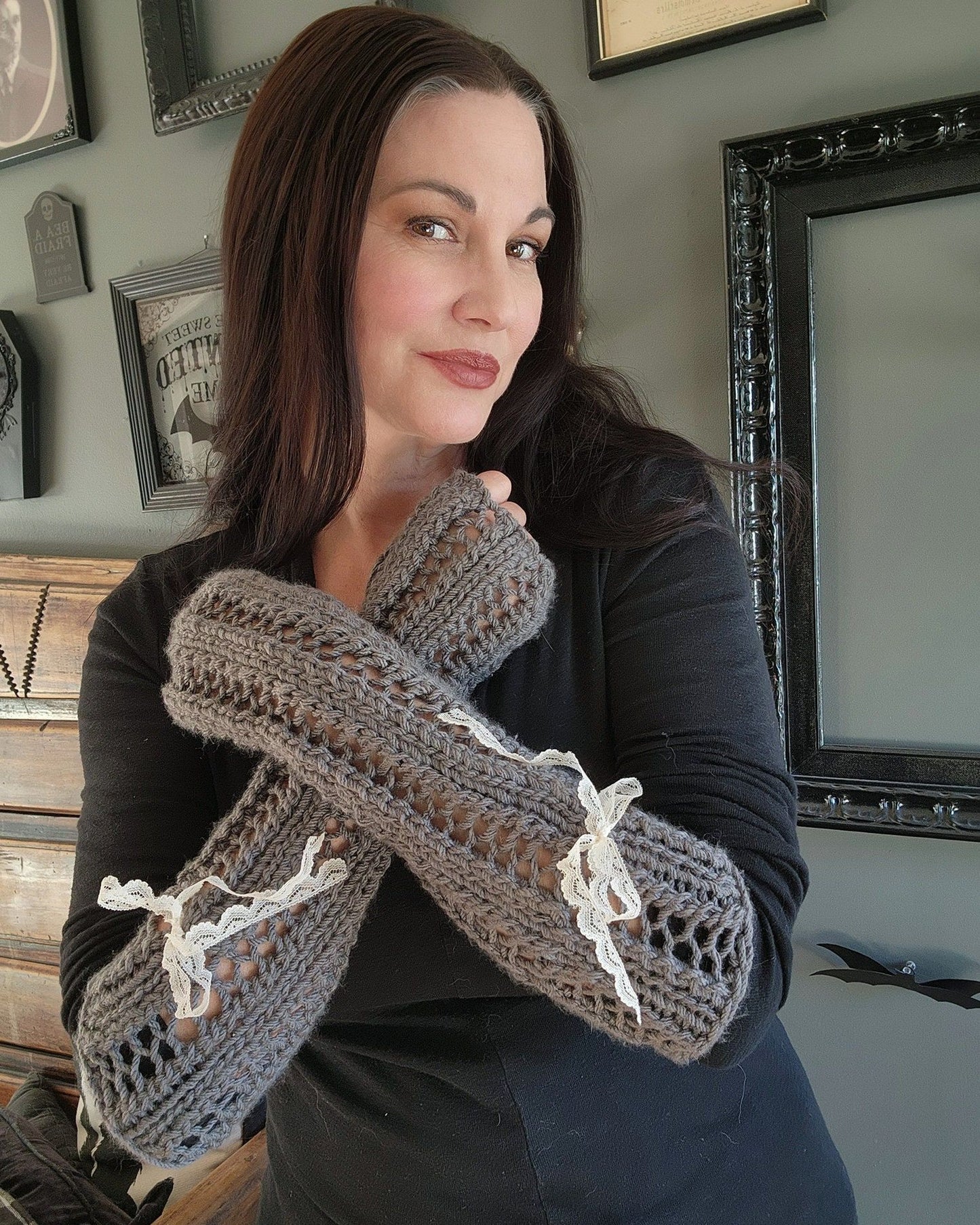 The Scottish Frost Hand Knit Fingerless Gloves in Gray with Vintage Lace