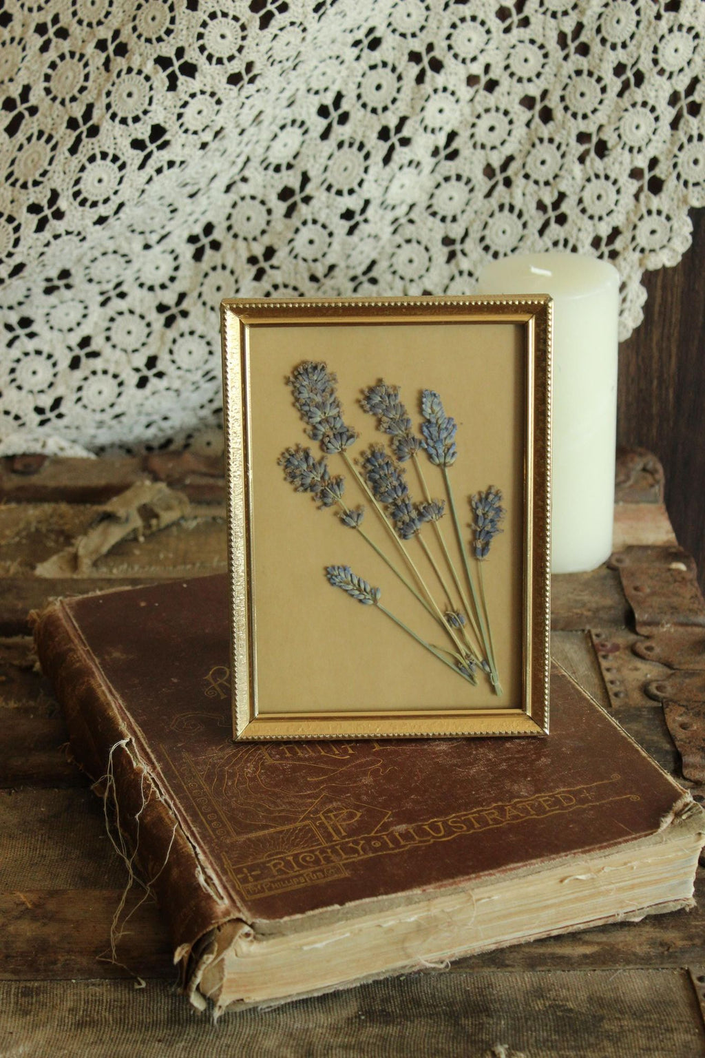 Pressed Dried Lavender in Vintage Gold Metal Frame