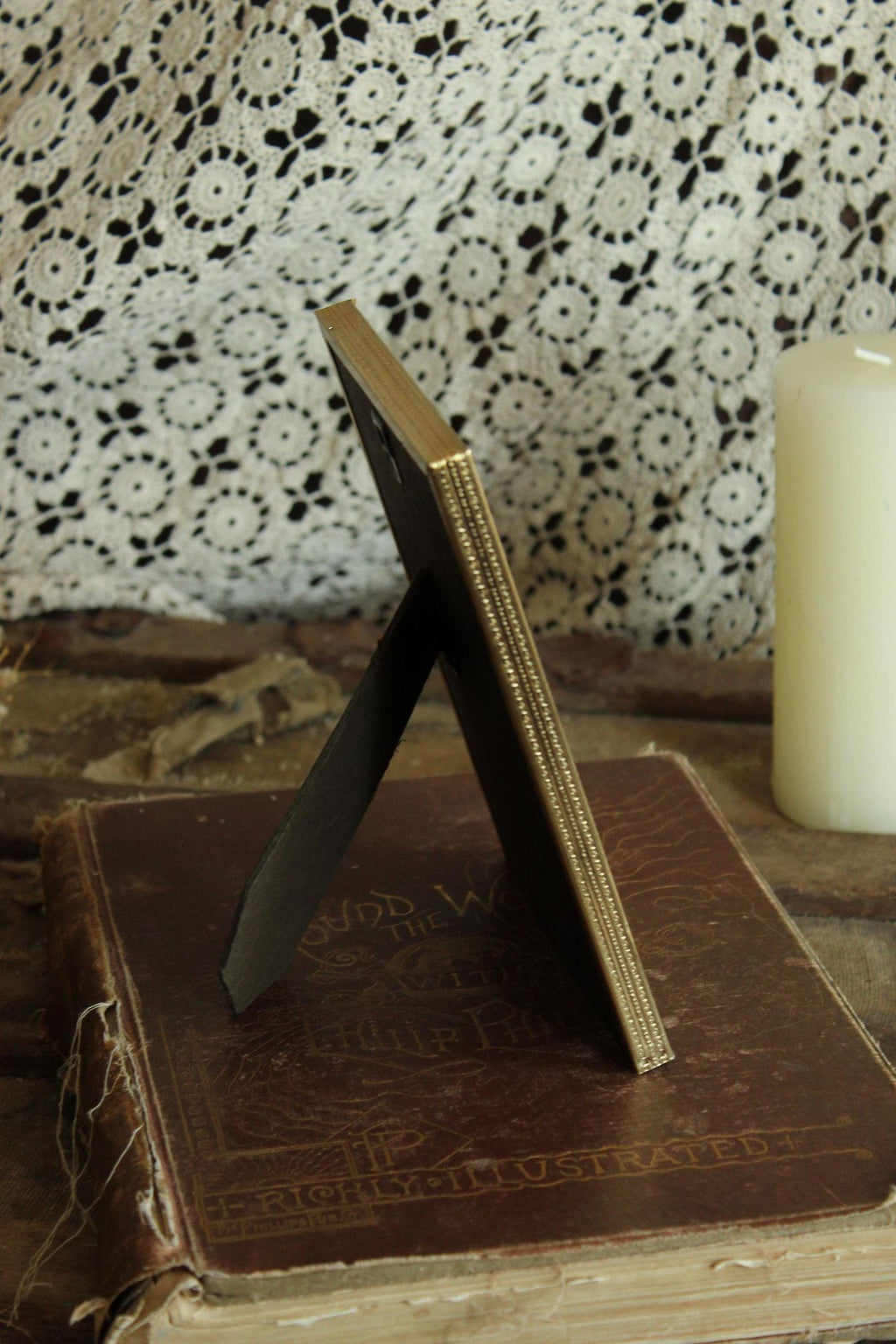 Pressed Dried Lavender in Vintage Gold Metal Frame