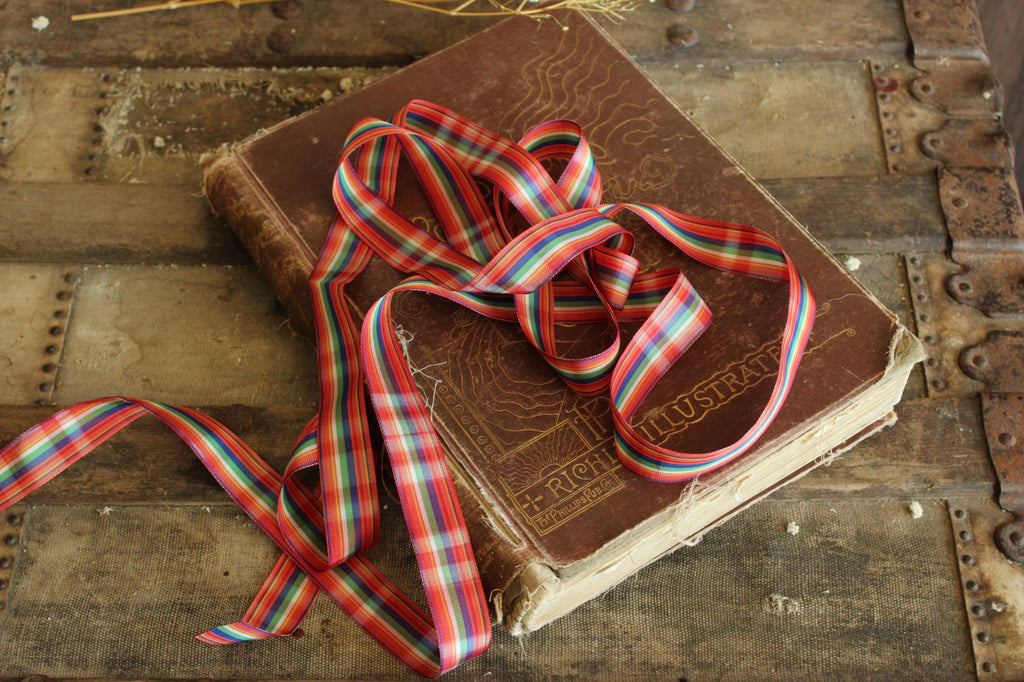 Vintage 1970s Ribbon Trim in Plaid 7/8", 2 Yards