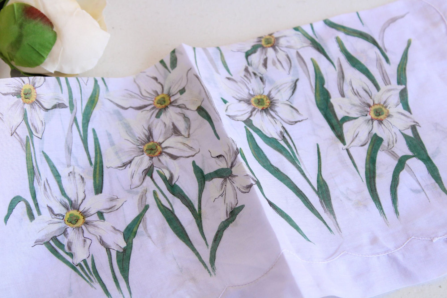 Vintage White Daffodil  Flower Print Linen Hankie