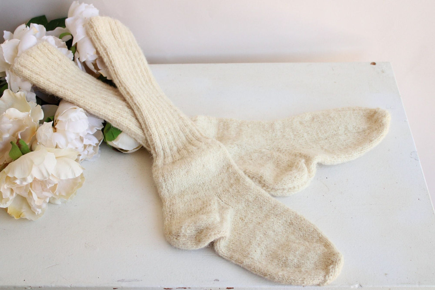 Vintage  Ivory Knit Wool Socks