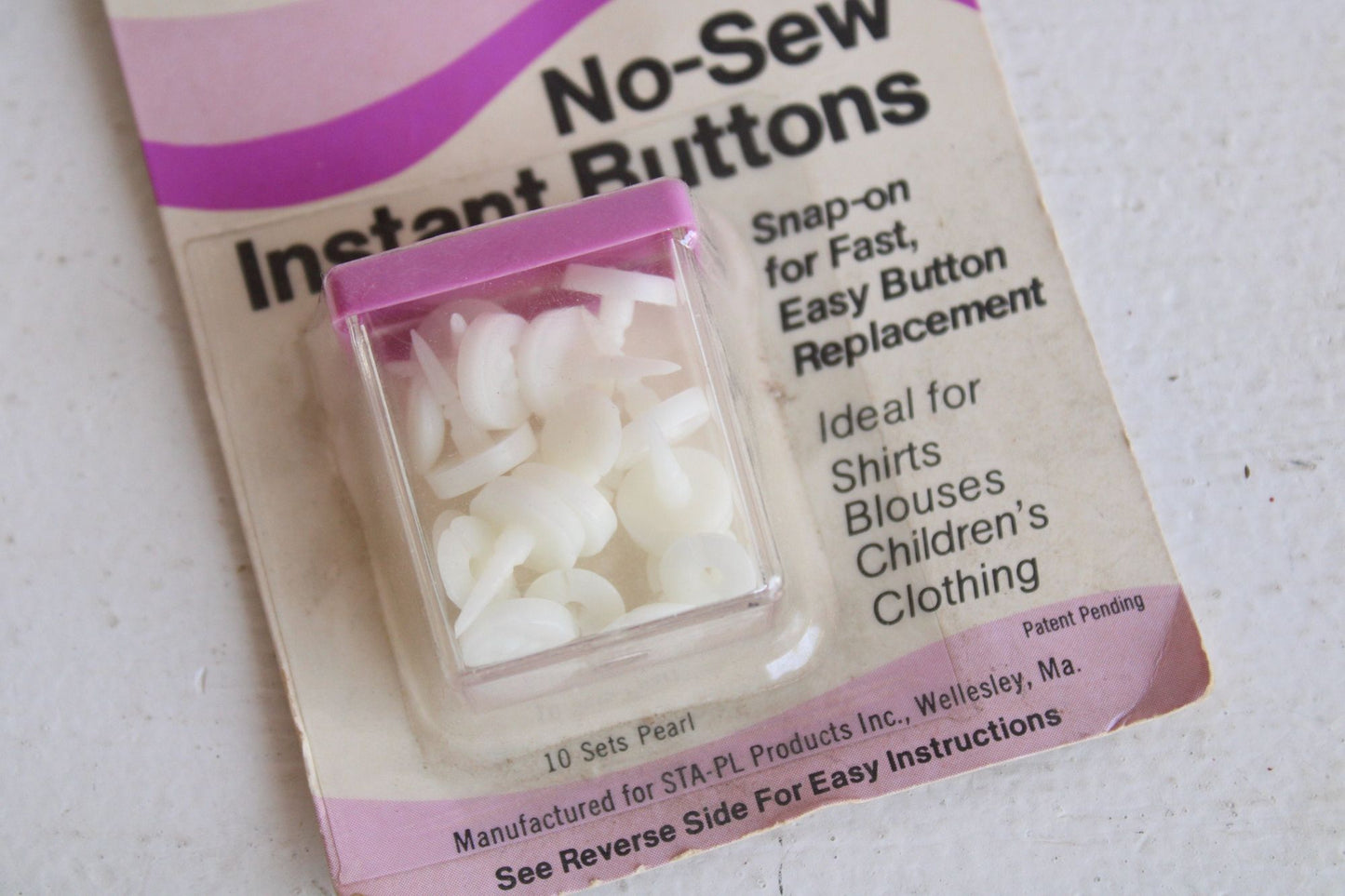 Vintage 1970s 1980s No Sew Buttons, New in Original Package