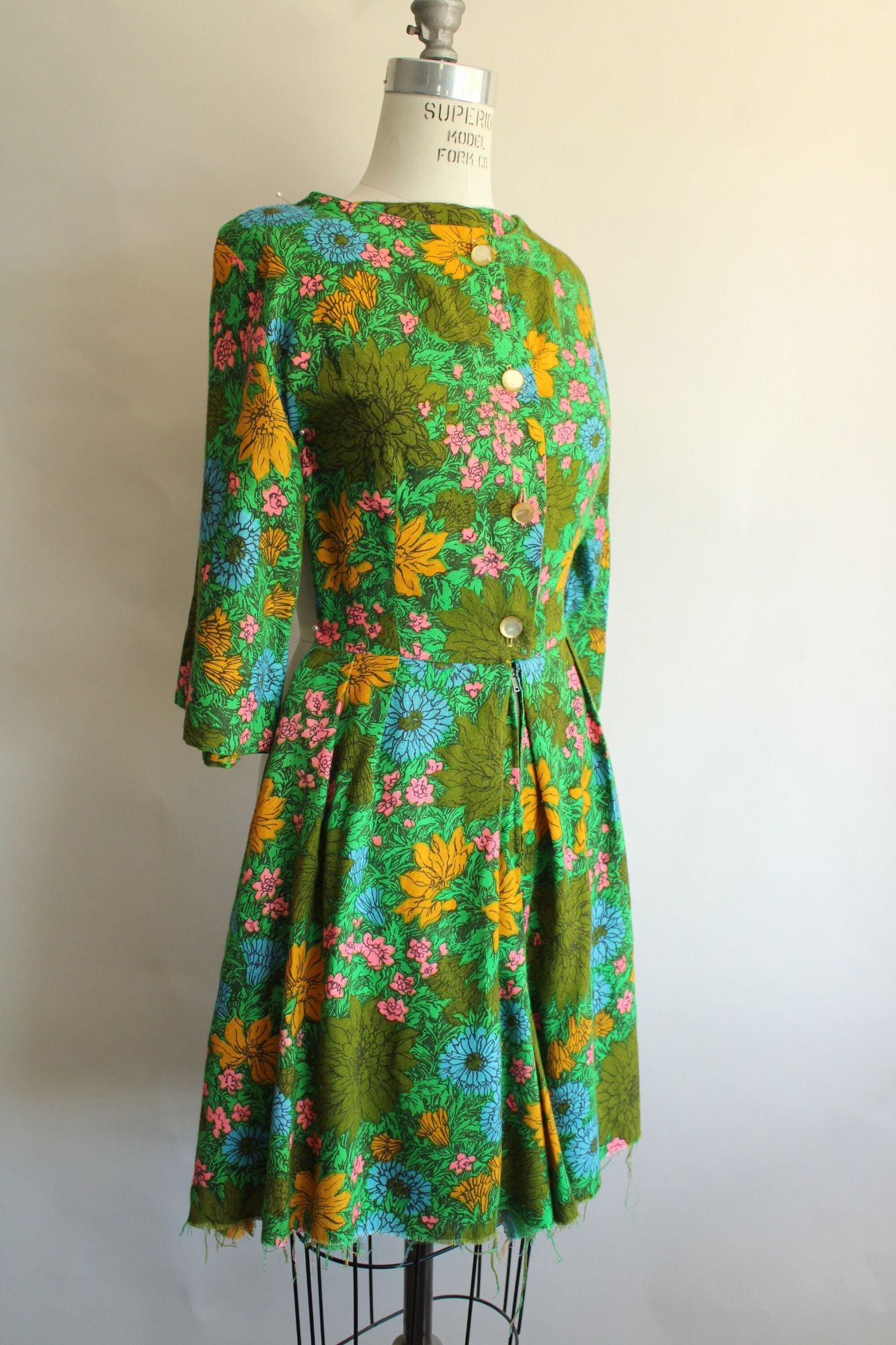 Vintage 1960s Rosa Ray Floral Print Romper Jumpsuit